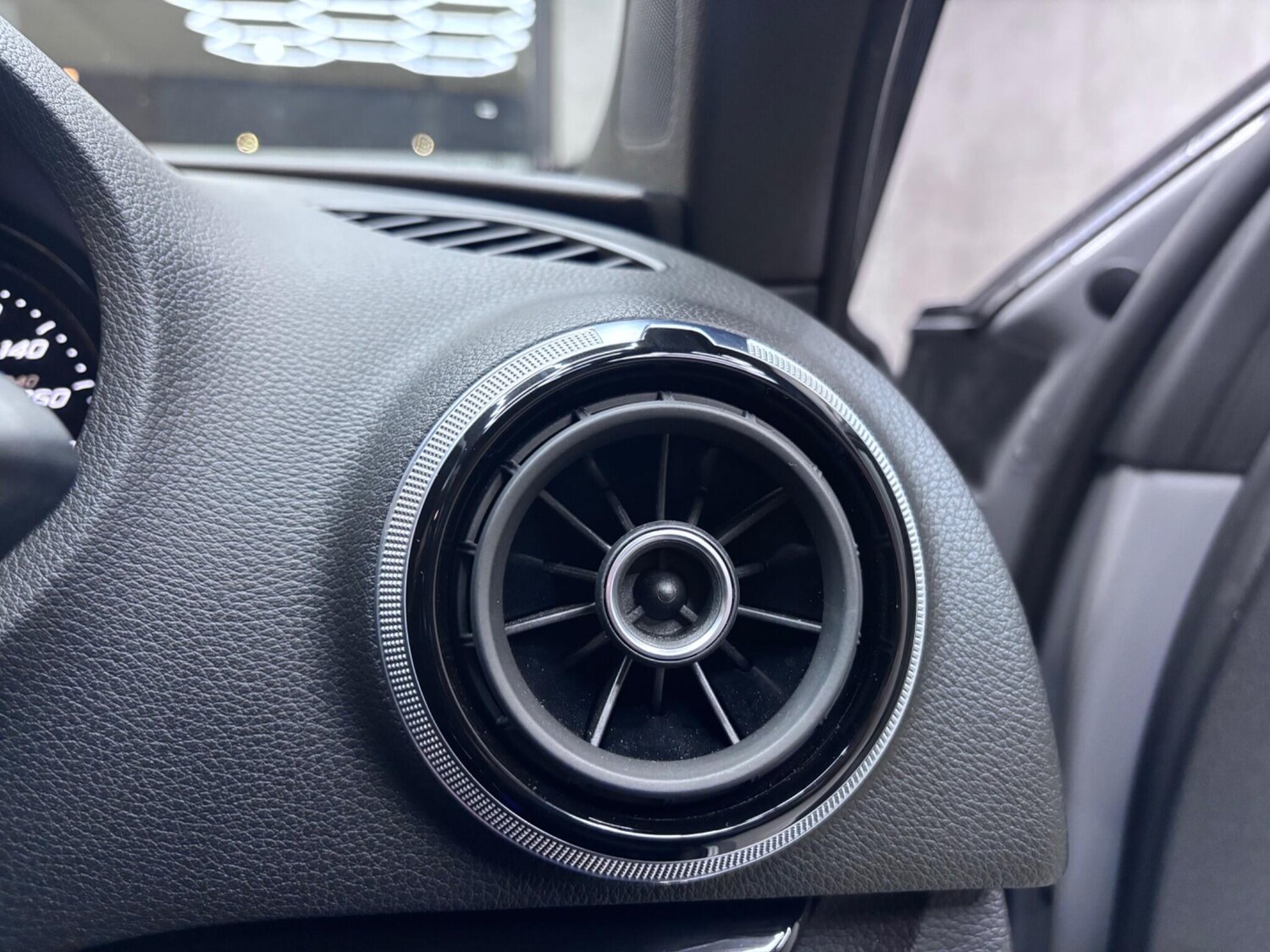 Used Audi RS3 2016 for sale - 77564989: Photo 64