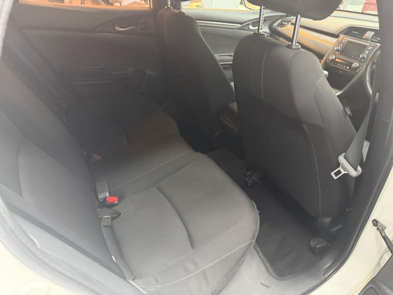 Used Honda Civic 2018 for sale - 77683816: Photo 20