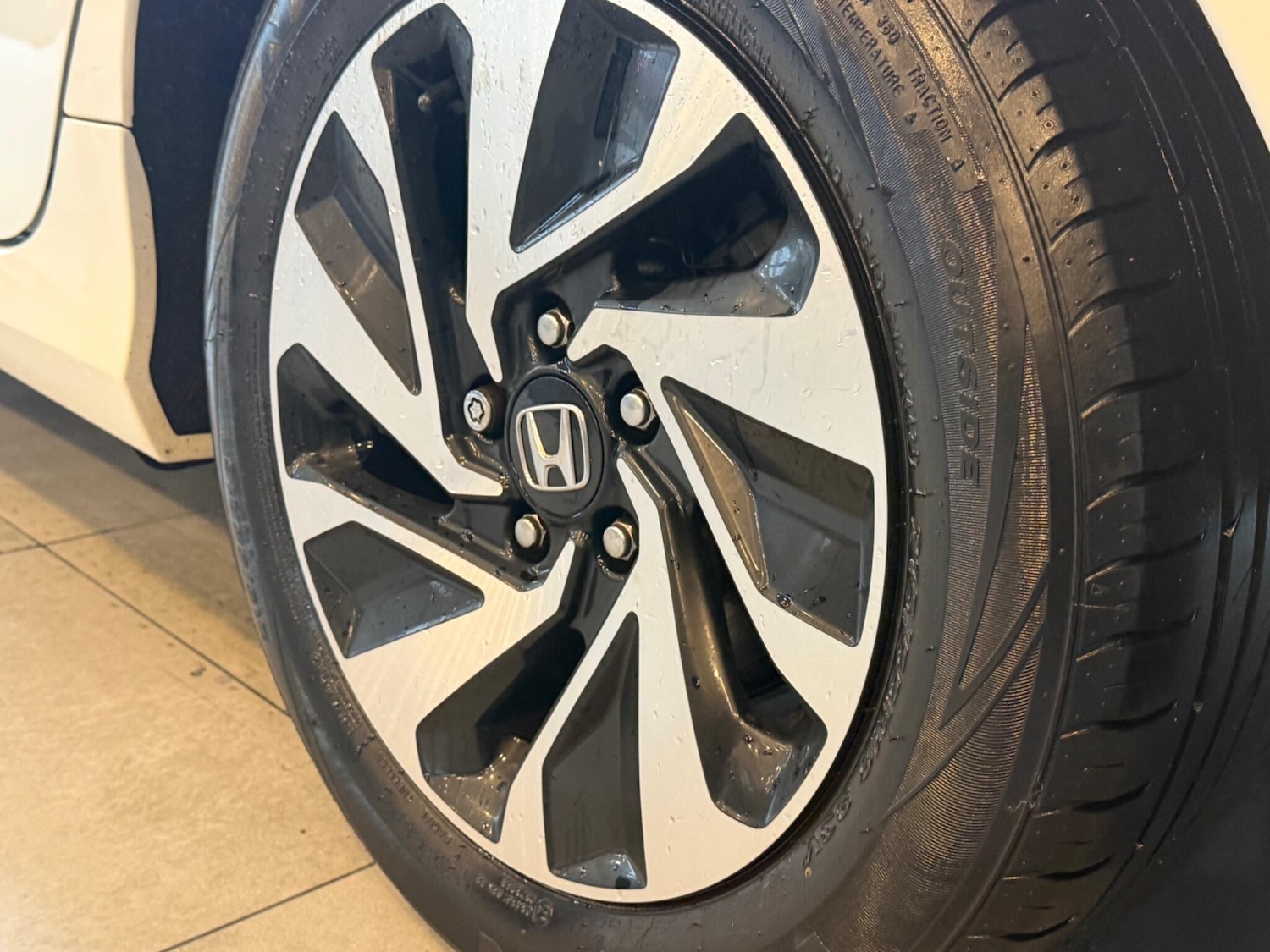 Used Honda Civic 2018 for sale - 77683816: Photo 25