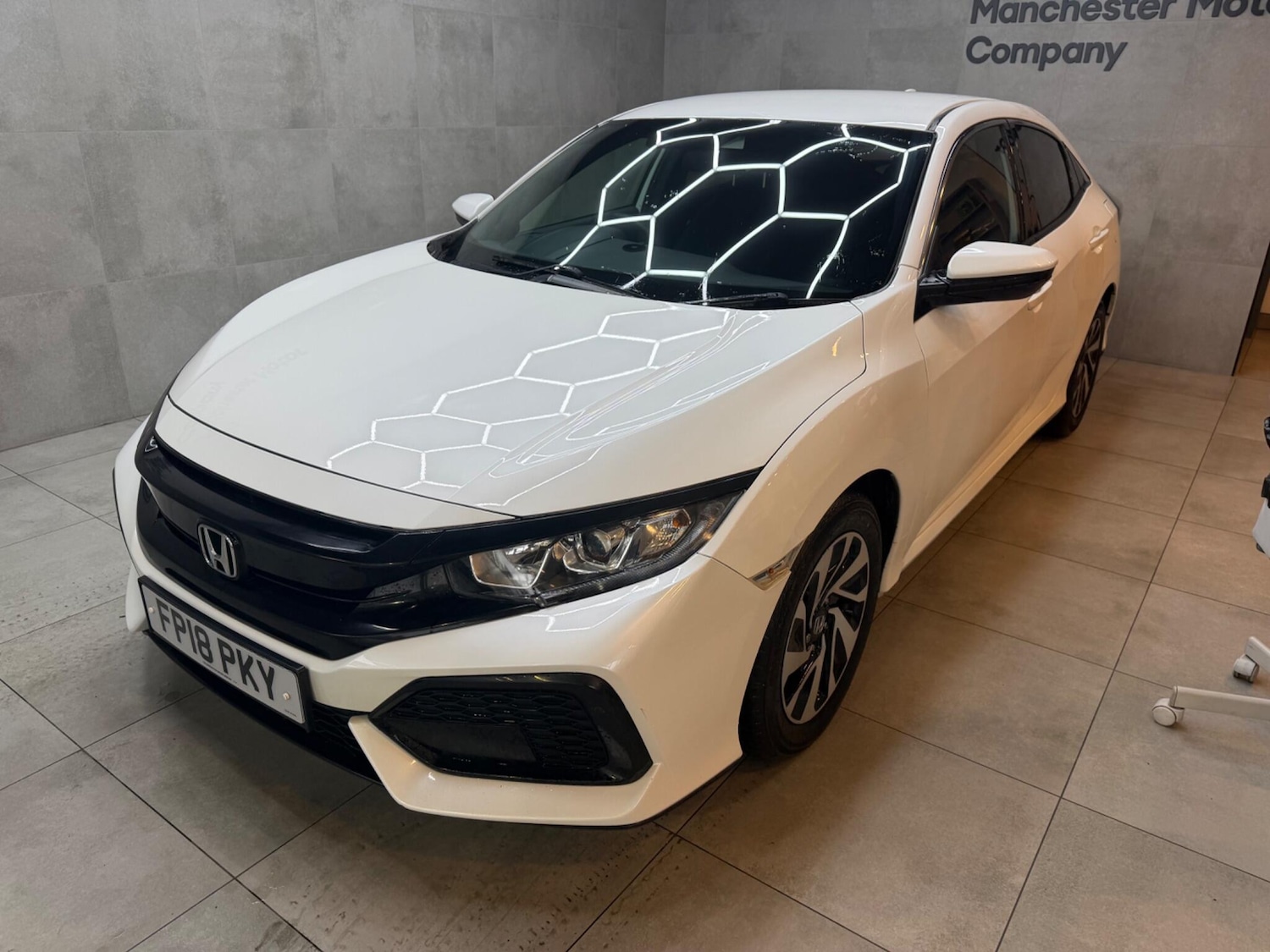 Used Honda Civic 2018 for sale - 77683816: Photo 9