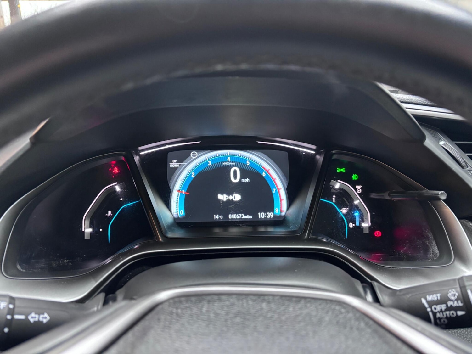 Used Honda Civic 2018 for sale - 77468000: Photo 40