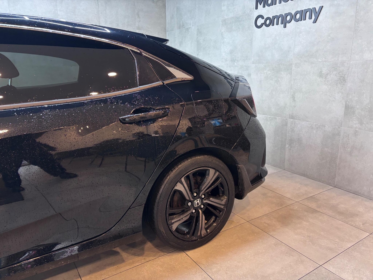 Used Honda Civic 2018 for sale - 77468000: Photo 58