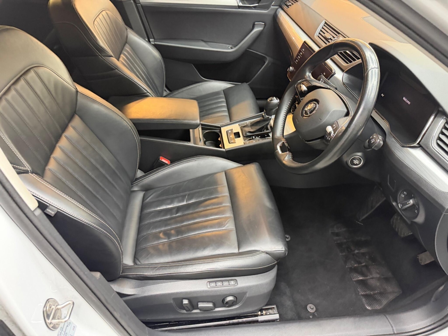 Used Skoda Superb 2022 for sale - 77425890: Photo 18