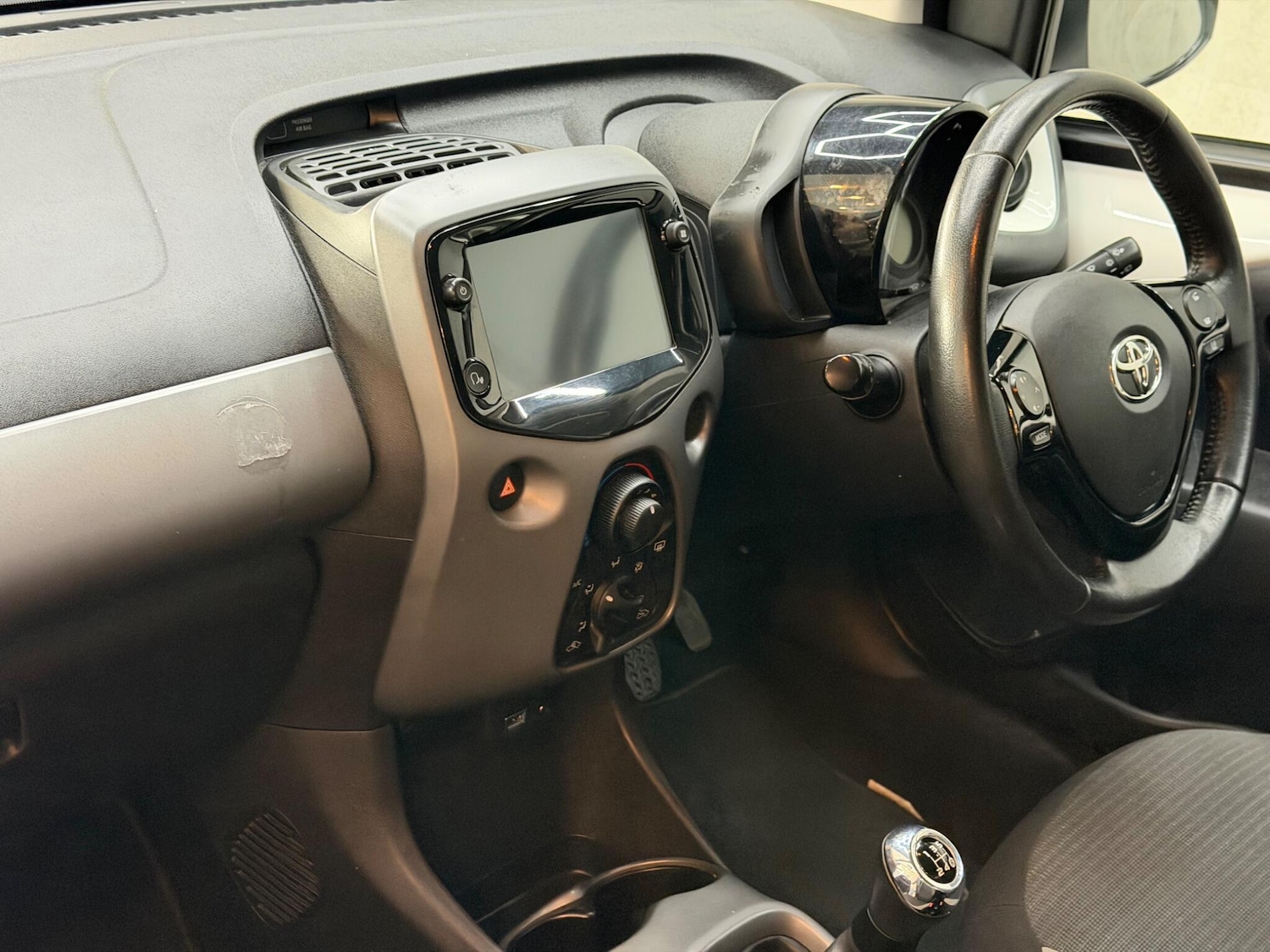 Used Toyota AYGO for sale - 78214135: Photo 16