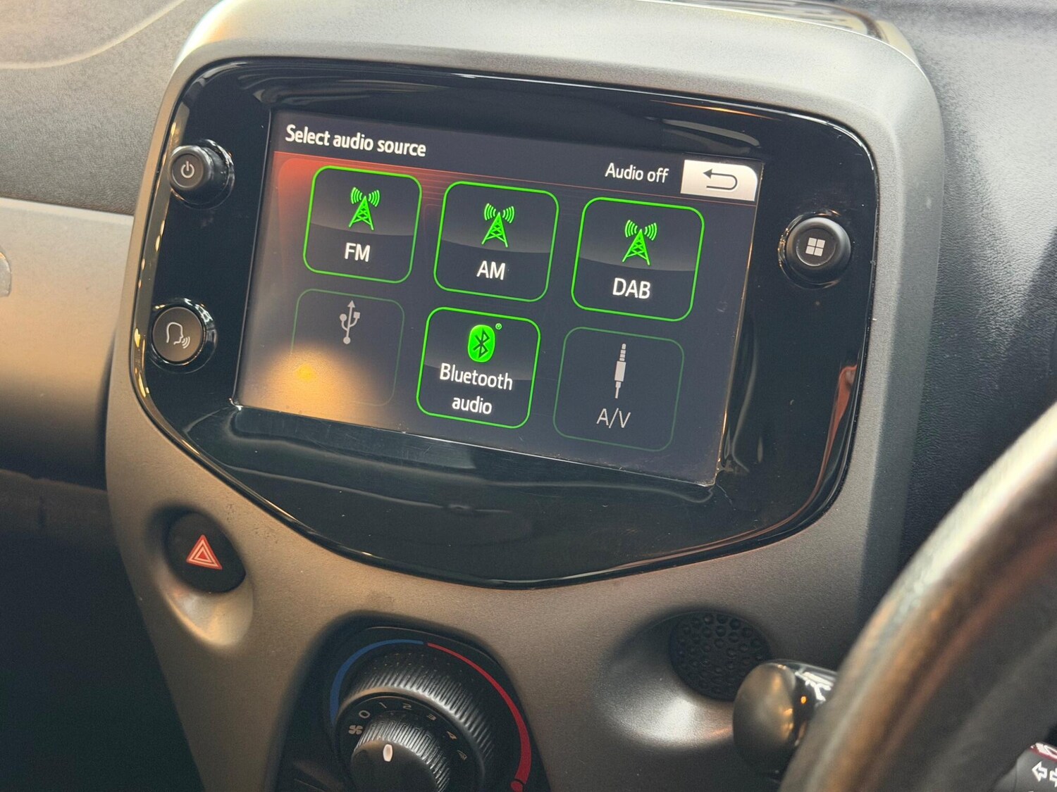 Used Toyota AYGO for sale - 78214135: Photo 41