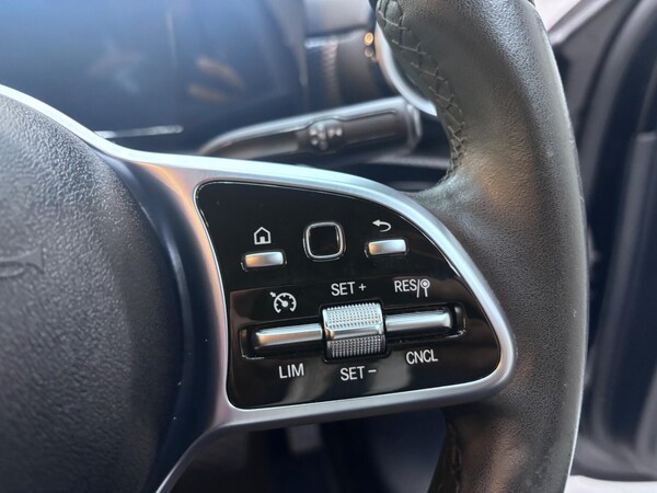 Used Mercedes-Benz A-Class 2019 for sale - 76084632: Photo 51