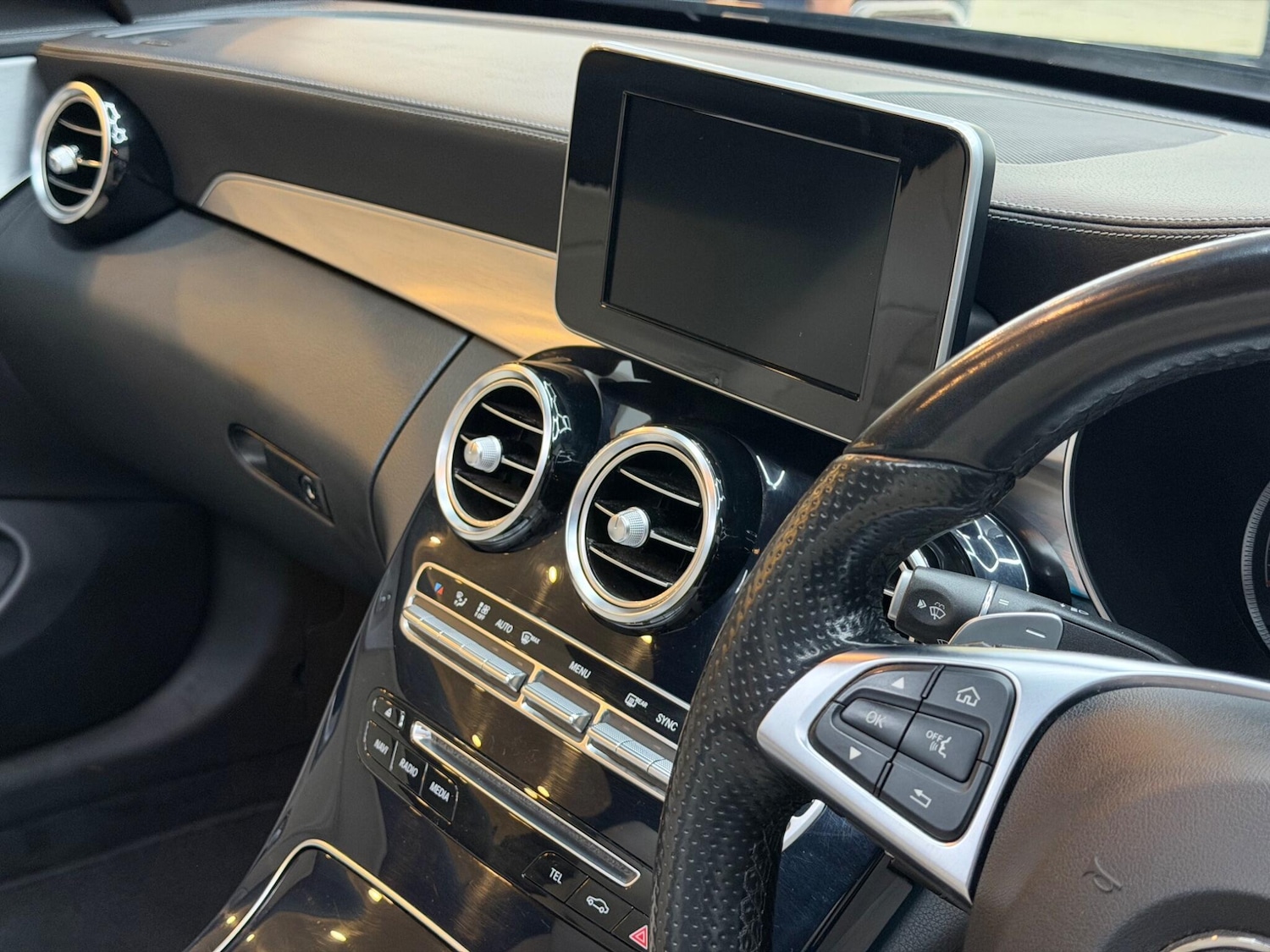 Used Mercedes-Benz C Class 2018 for sale - 77081834: Photo 10