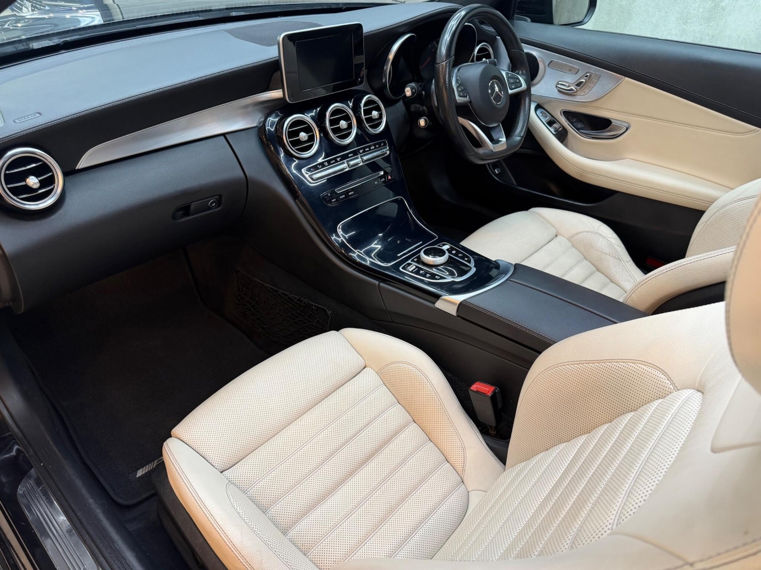 Used Mercedes-Benz C Class 2018 for sale - 77081834: Photo 13