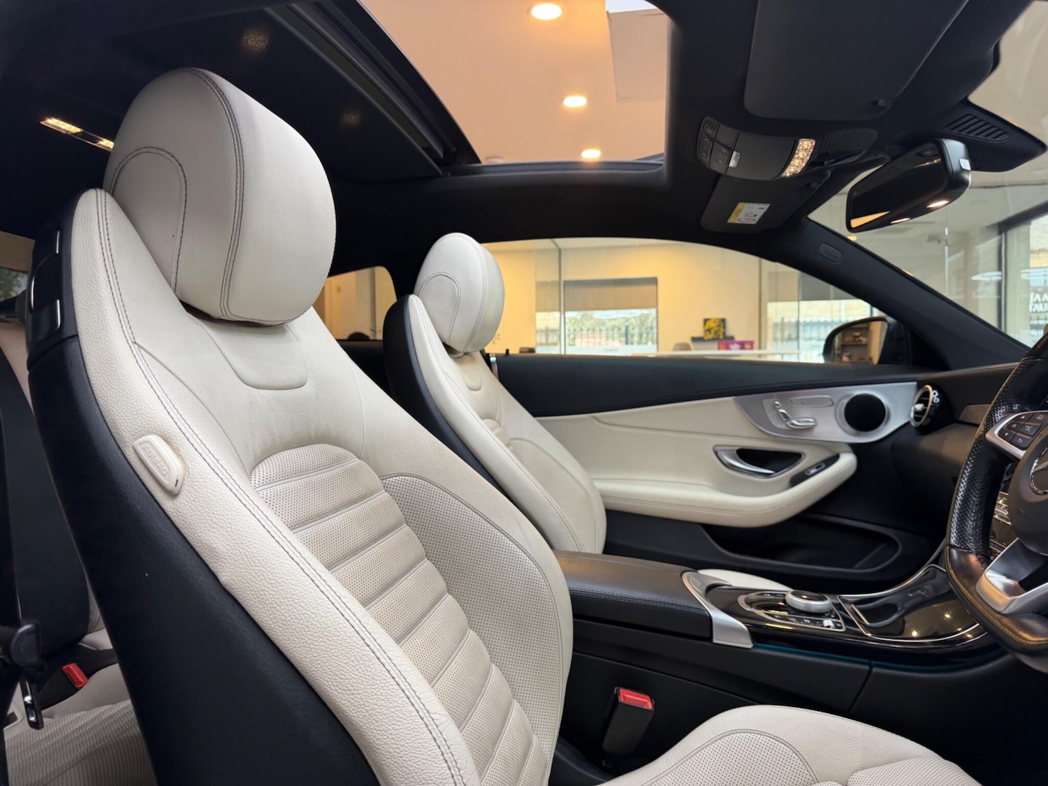 Used Mercedes-Benz C Class 2018 for sale - 77081834: Photo 14