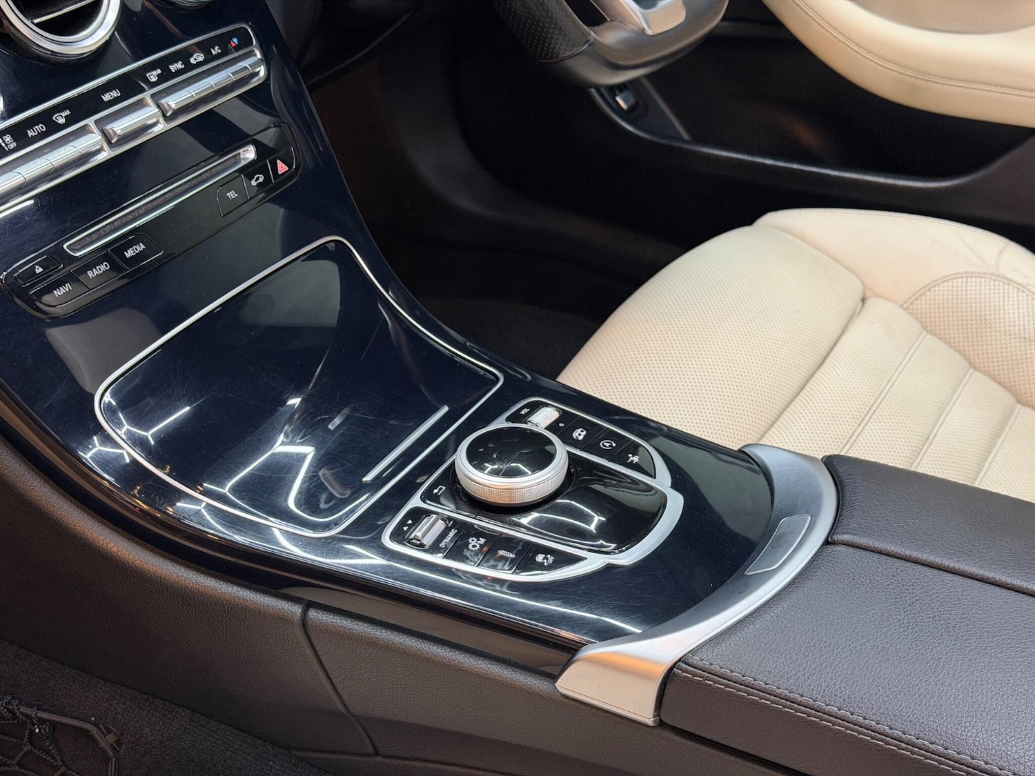 Used Mercedes-Benz C Class 2018 for sale - 77081834: Photo 55