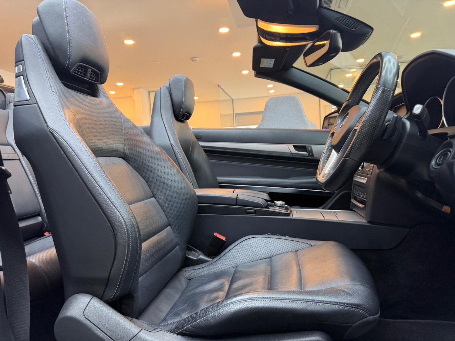 Used Mercedes-Benz E Class for sale - 77238365: Photo 10