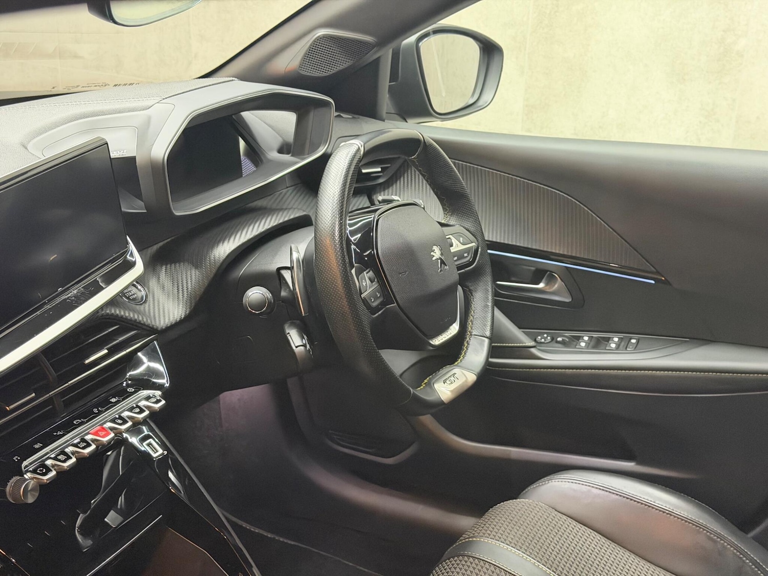 Used Peugeot 208 2023 for sale - 77386741: Photo 11