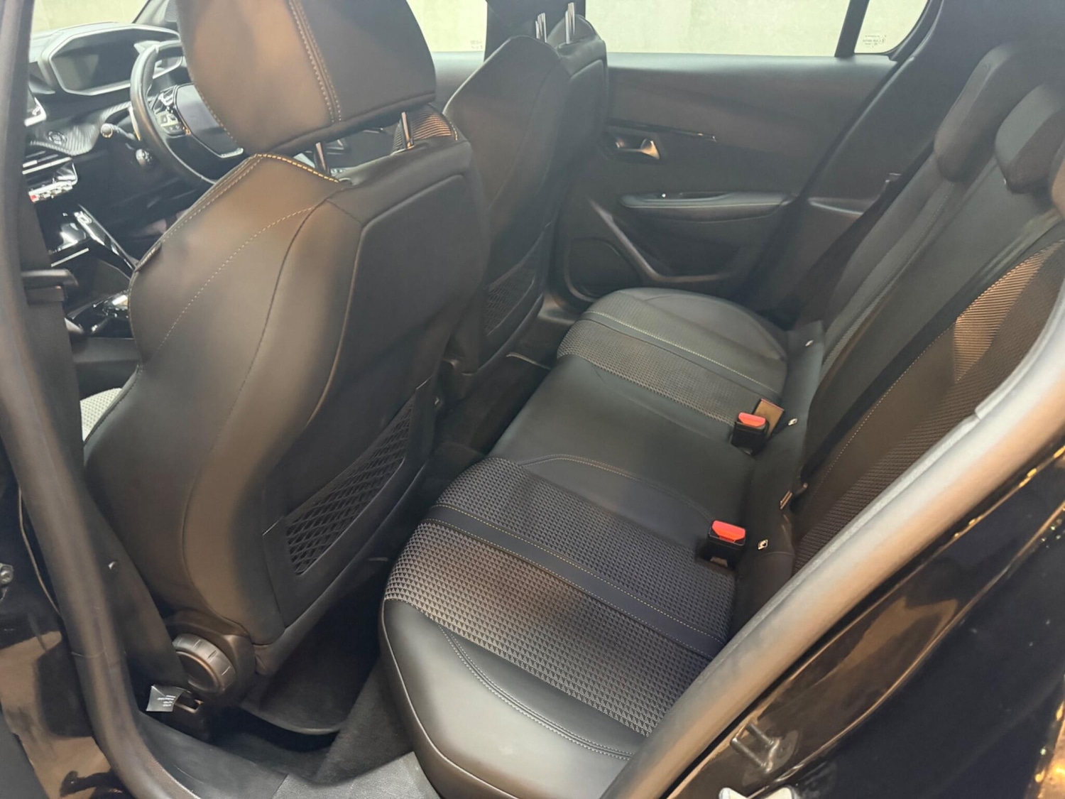 Used Peugeot 208 2023 for sale - 77386741: Photo 15