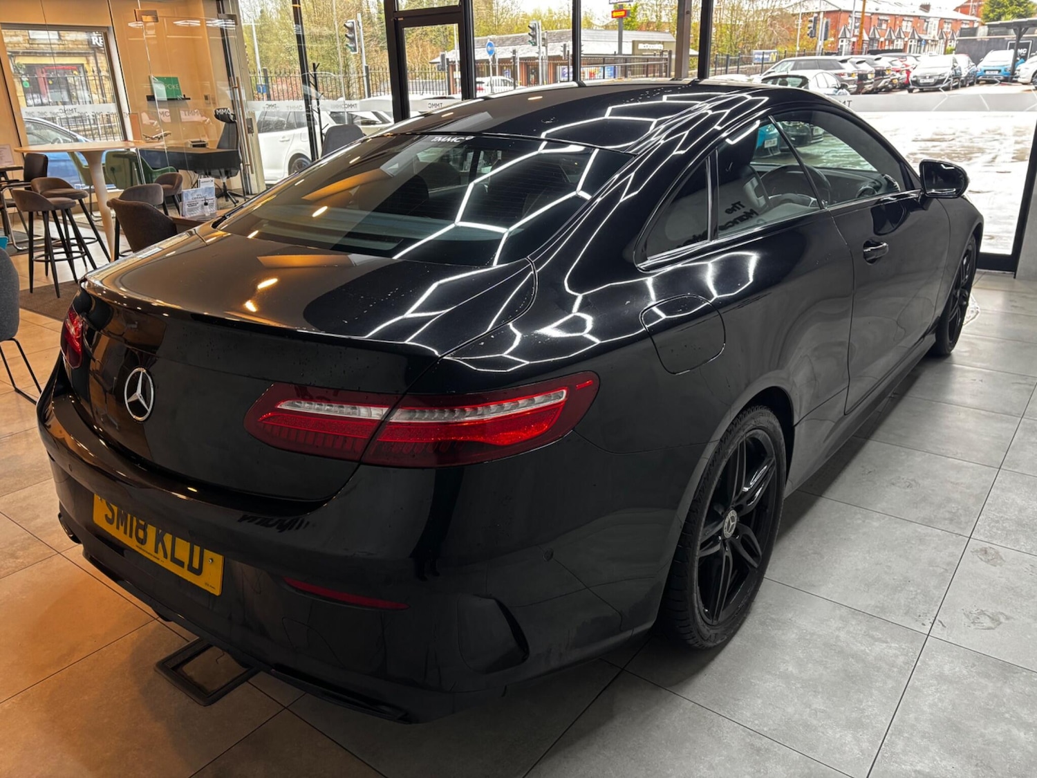 Used Mercedes-Benz E Class for sale - 78136411: Photo 11