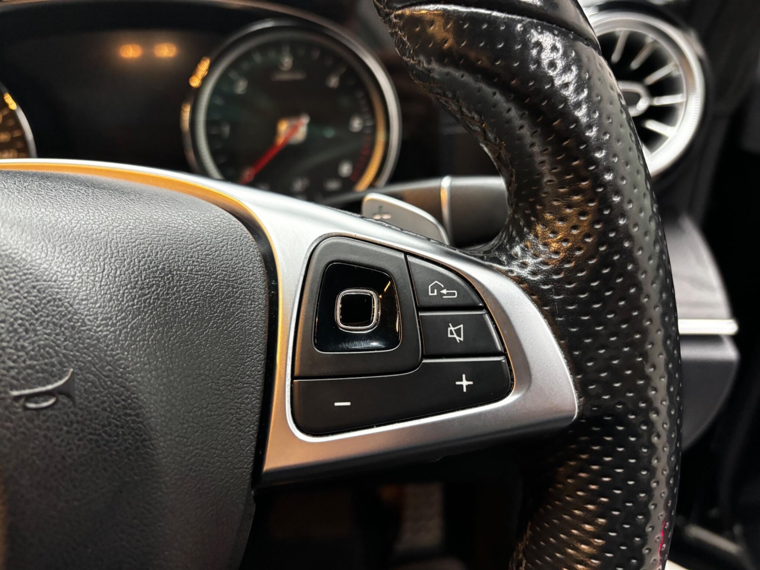 Used Mercedes-Benz E Class for sale - 78136411: Photo 20