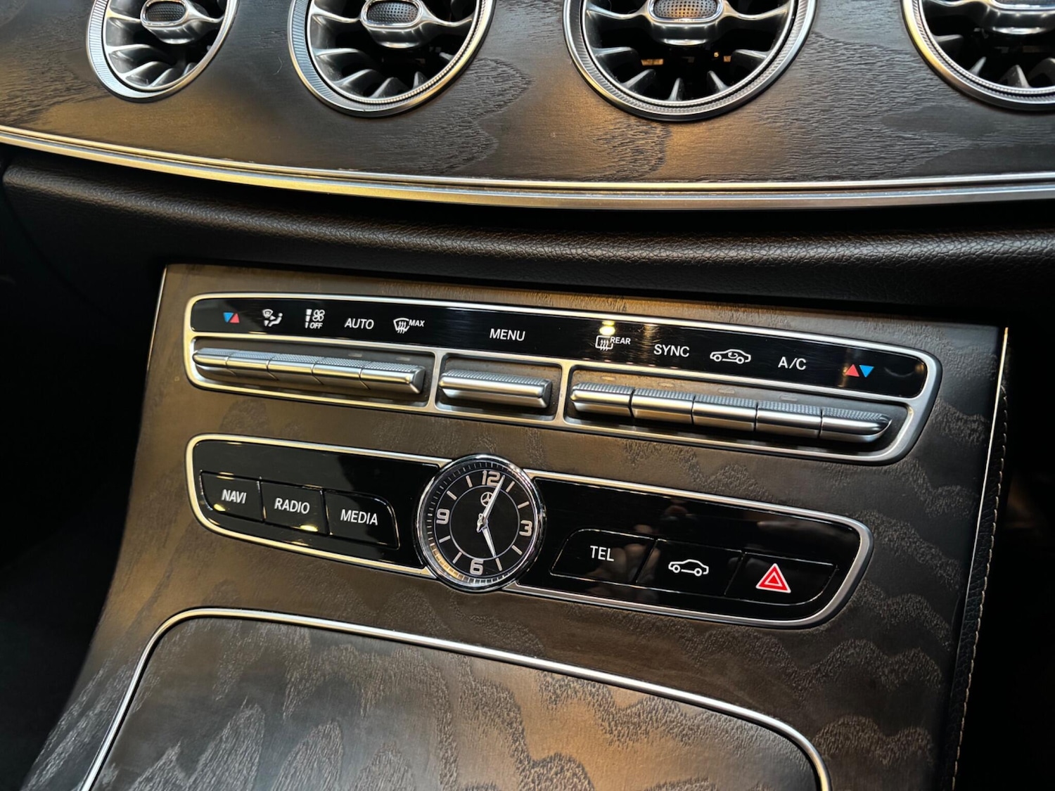 Used Mercedes-Benz E Class for sale - 78136411: Photo 26