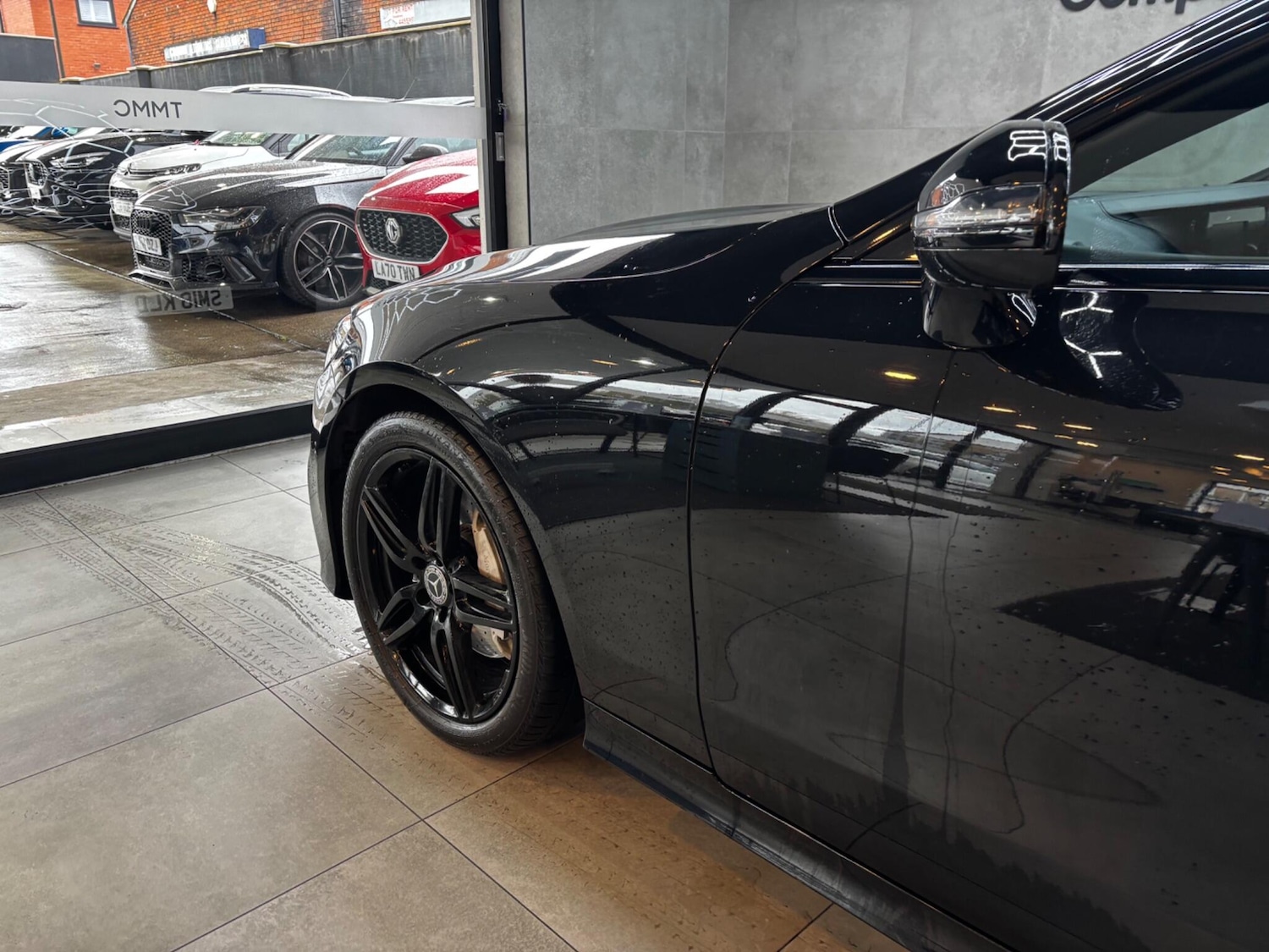 Used Mercedes-Benz E Class for sale - 78136411: Photo 5