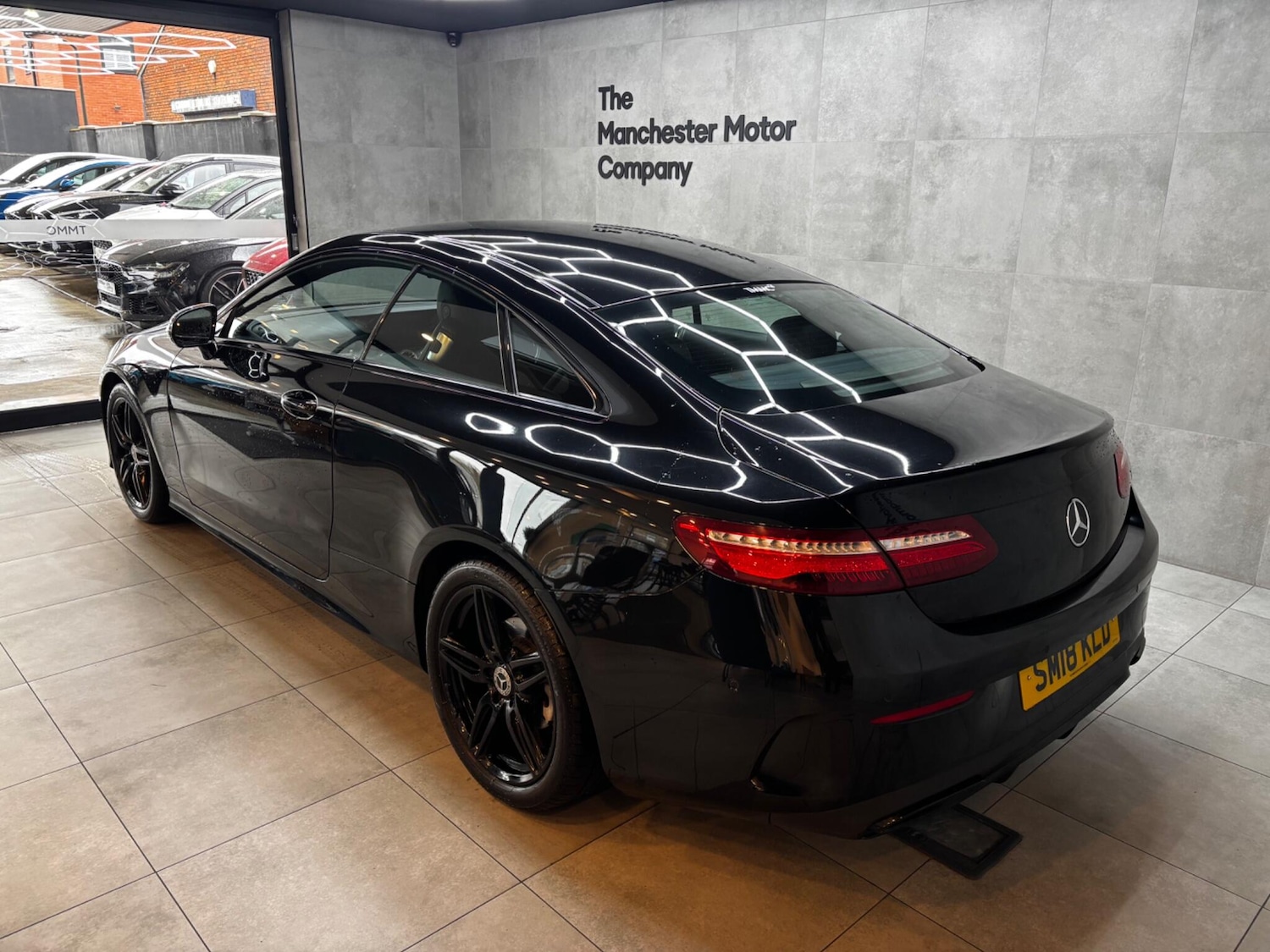 Used Mercedes-Benz E Class for sale - 78136411: Photo 8