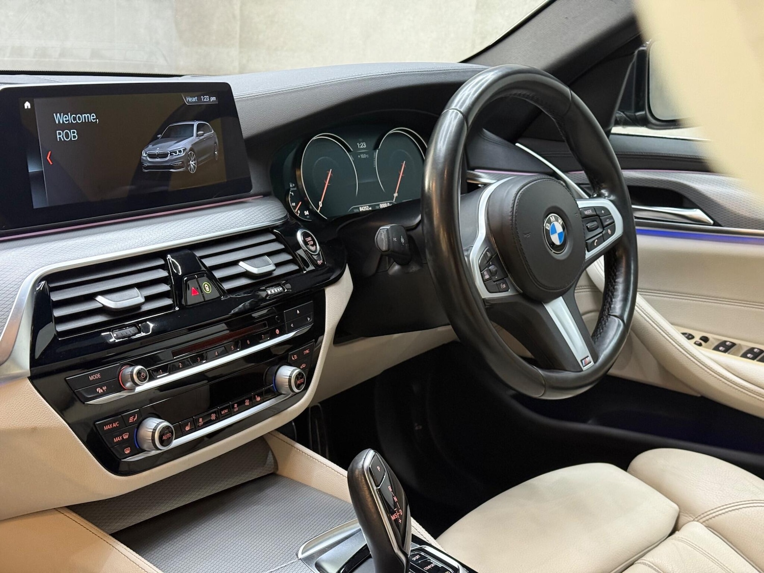 Used BMW 5 Series 2018 for sale - 76759556: Photo 10