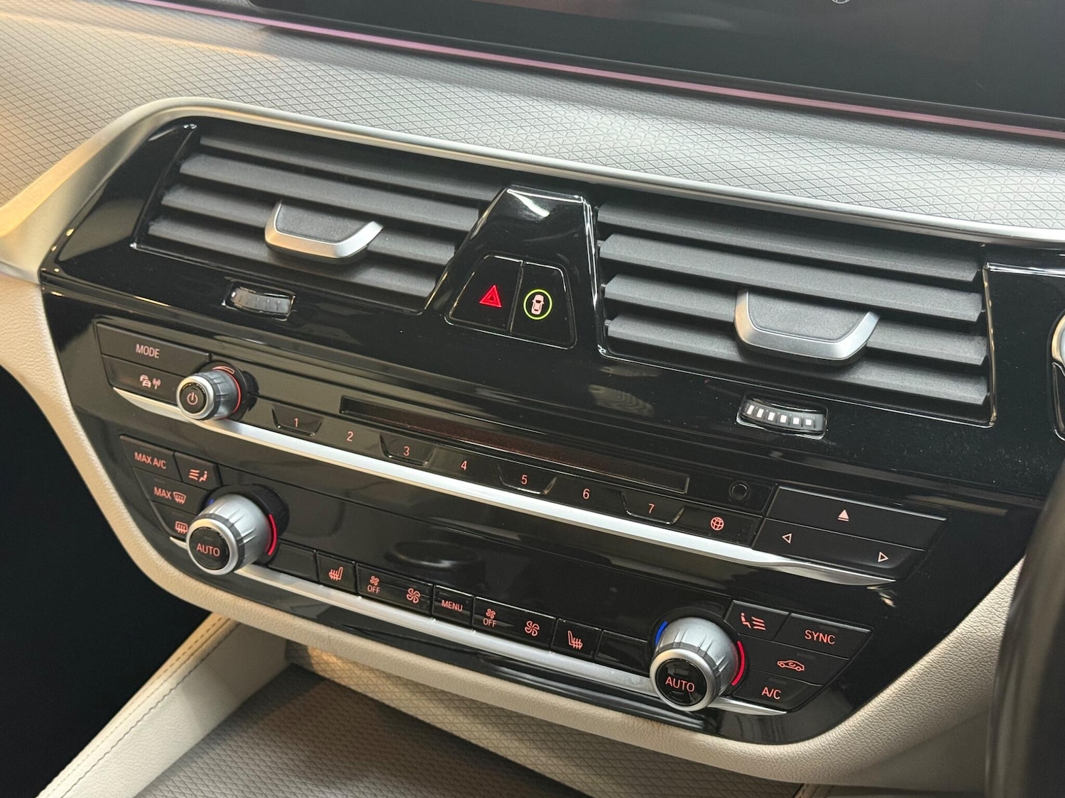 Used BMW 5 Series 2018 for sale - 76759556: Photo 23