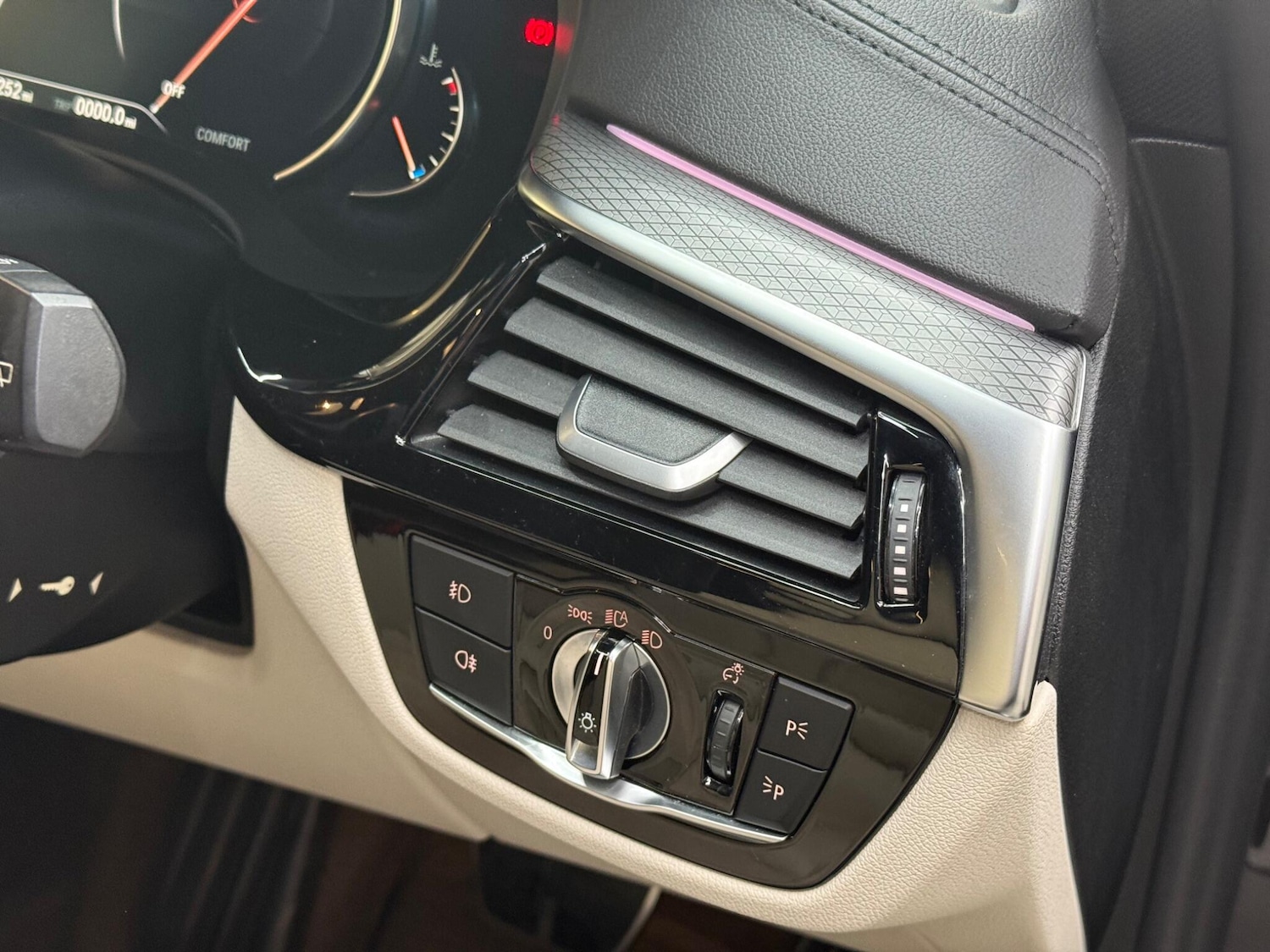 Used BMW 5 Series 2018 for sale - 76759556: Photo 27