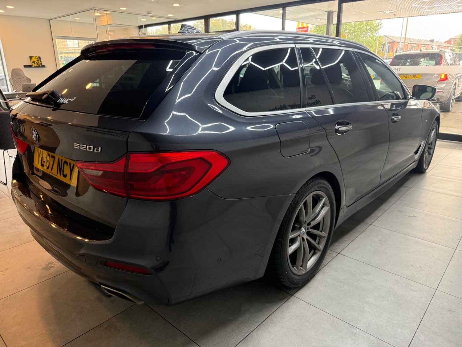 Used BMW 5 Series 2018 for sale - 76759556: Photo 5
