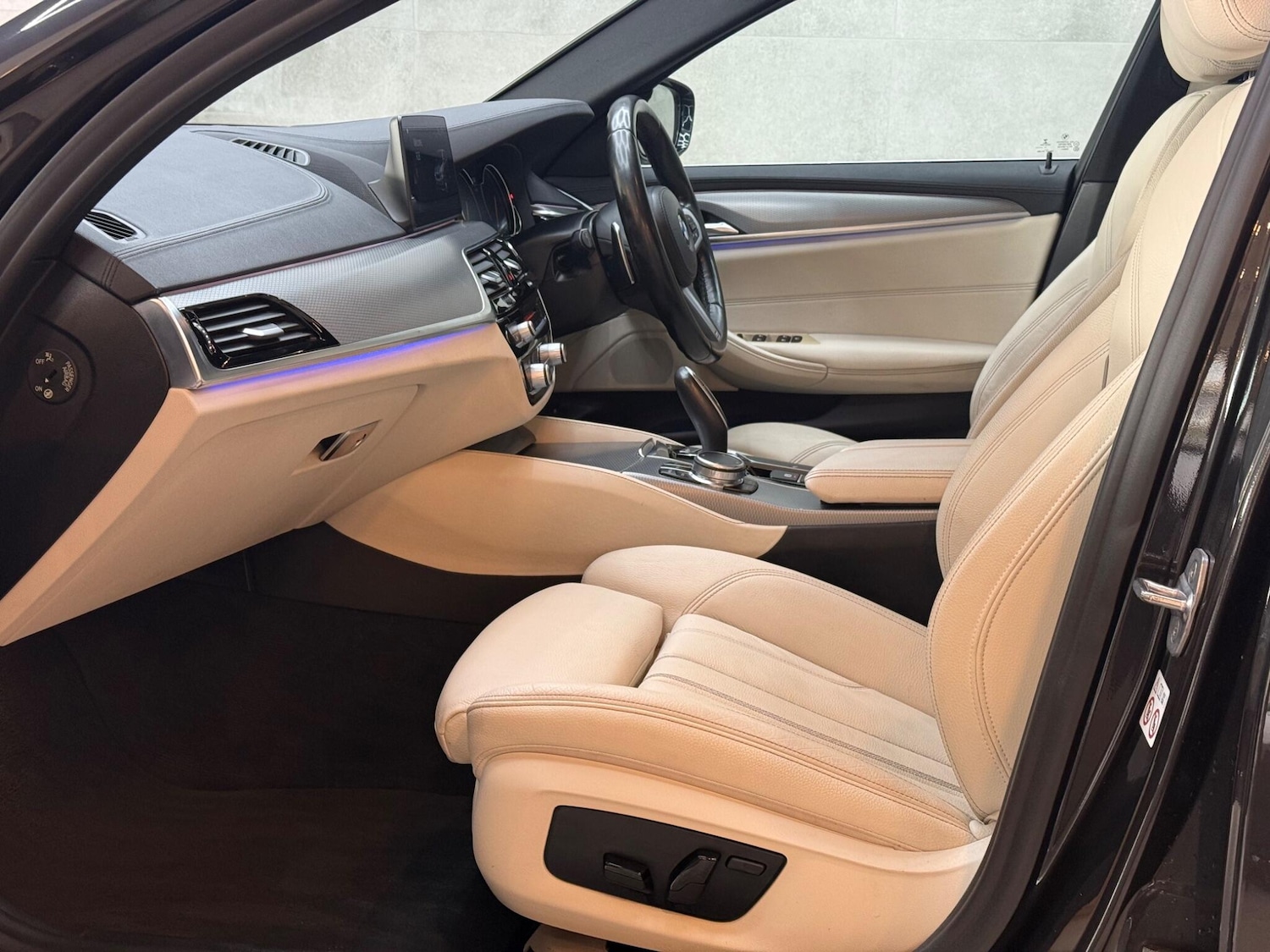 Used BMW 5 Series 2018 for sale - 76759556: Photo 50