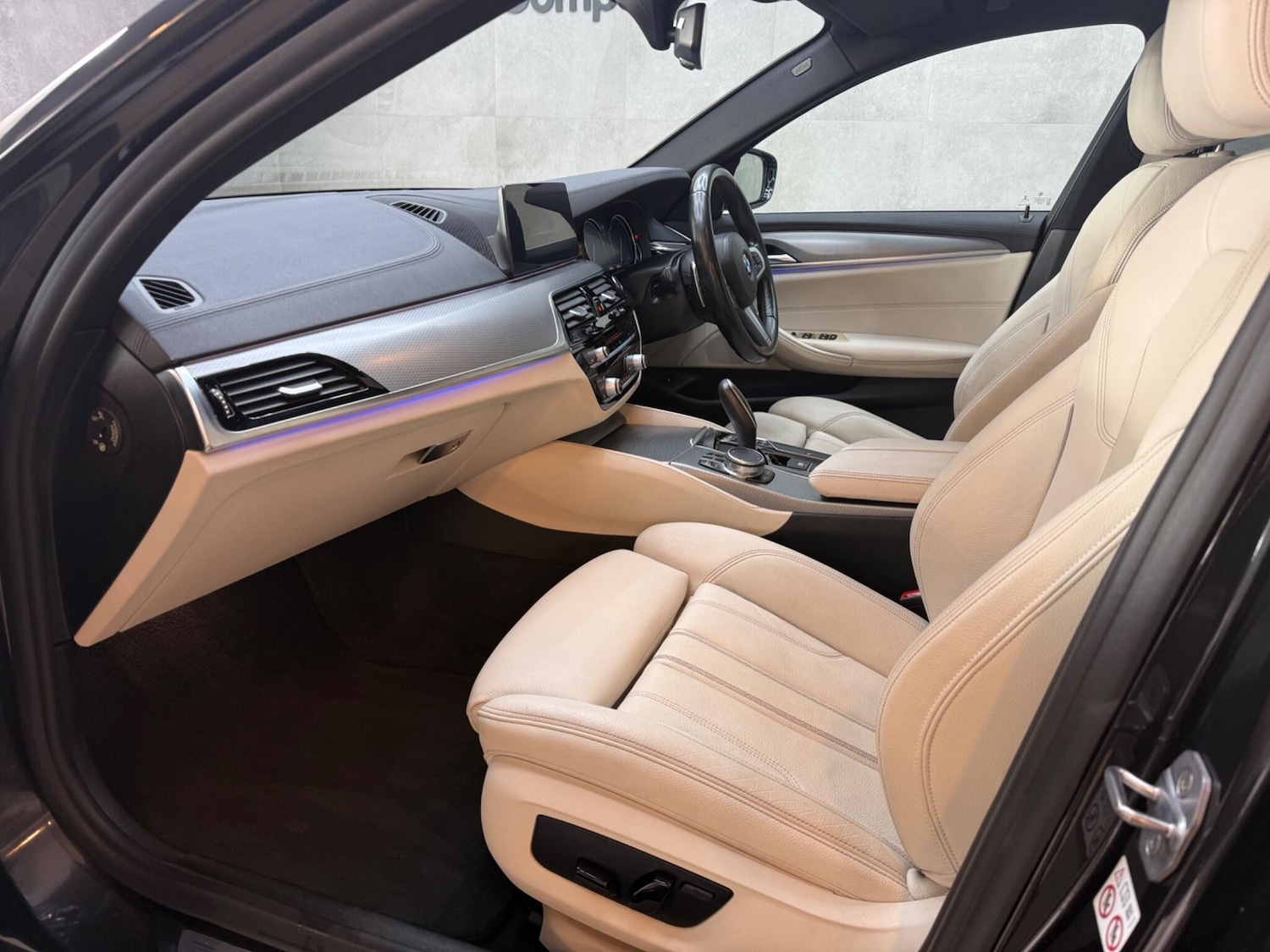 Used BMW 5 Series 2018 for sale - 76759556: Photo 53