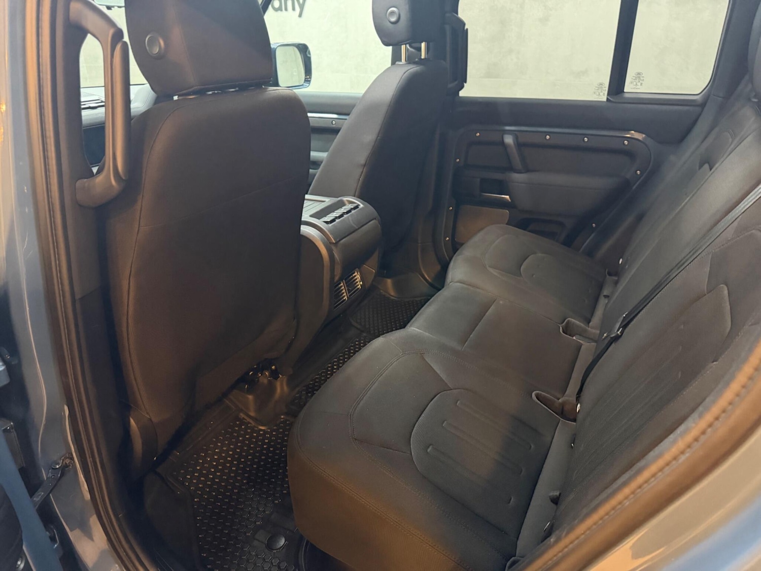 Used Land Rover Defender 2020 for sale - 77060329: Photo 23