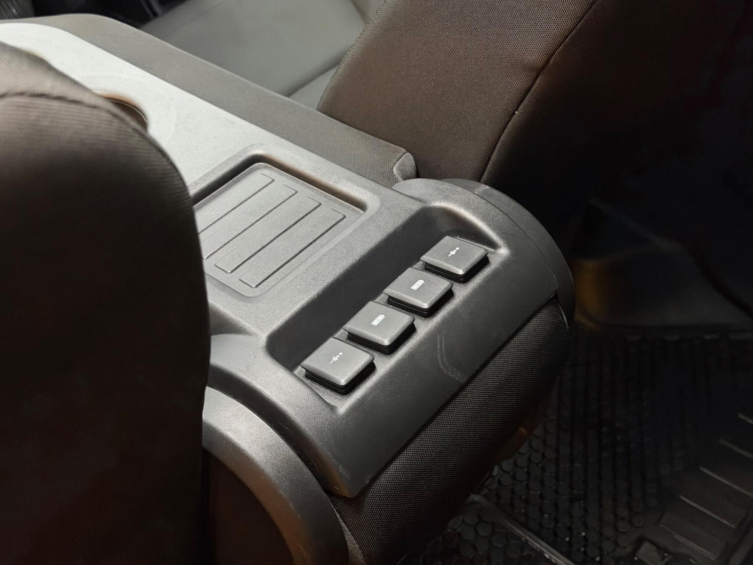 Used Land Rover Defender 2020 for sale - 77060329: Photo 27