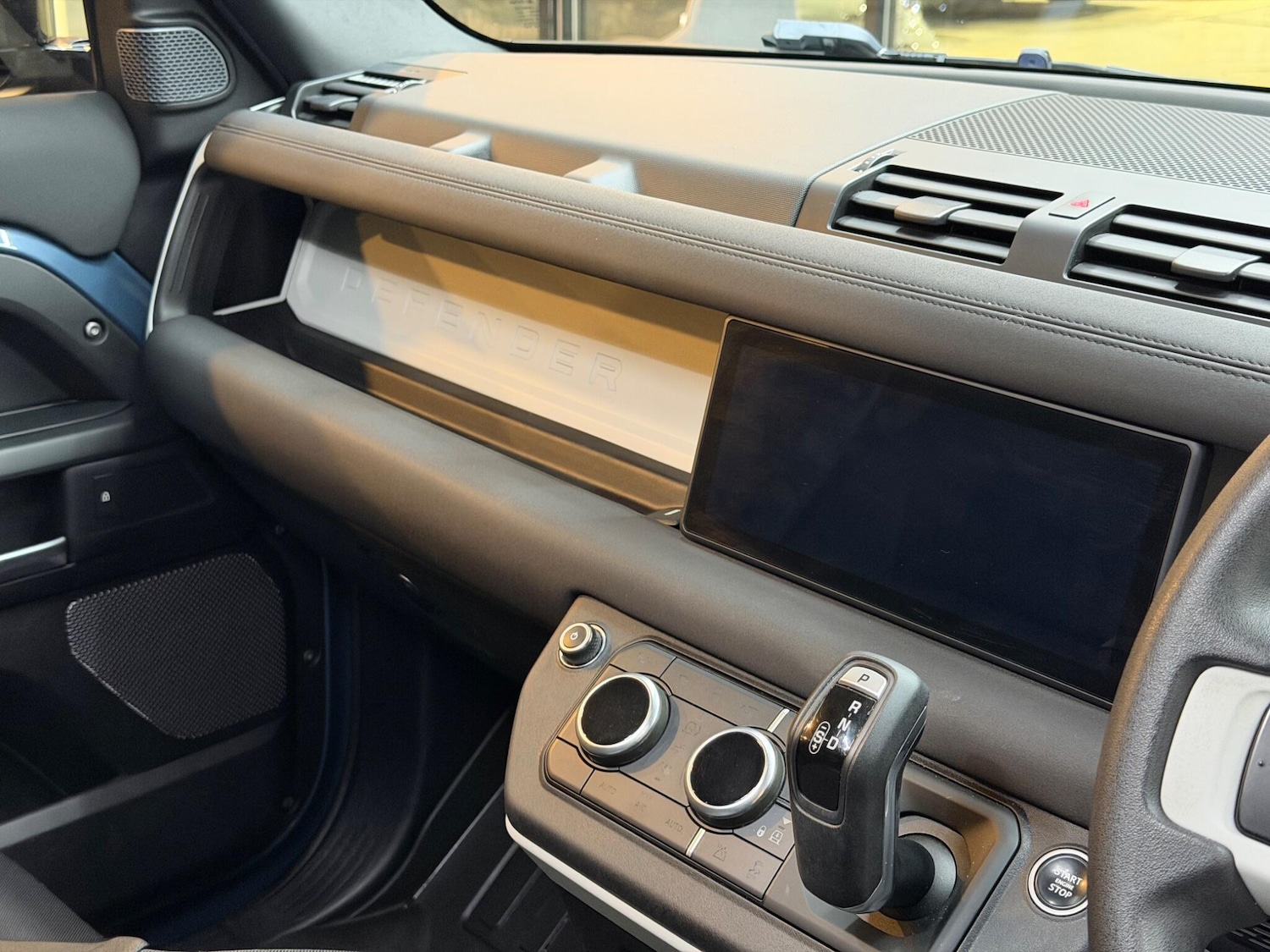 Used Land Rover Defender 2020 for sale - 77060329: Photo 41