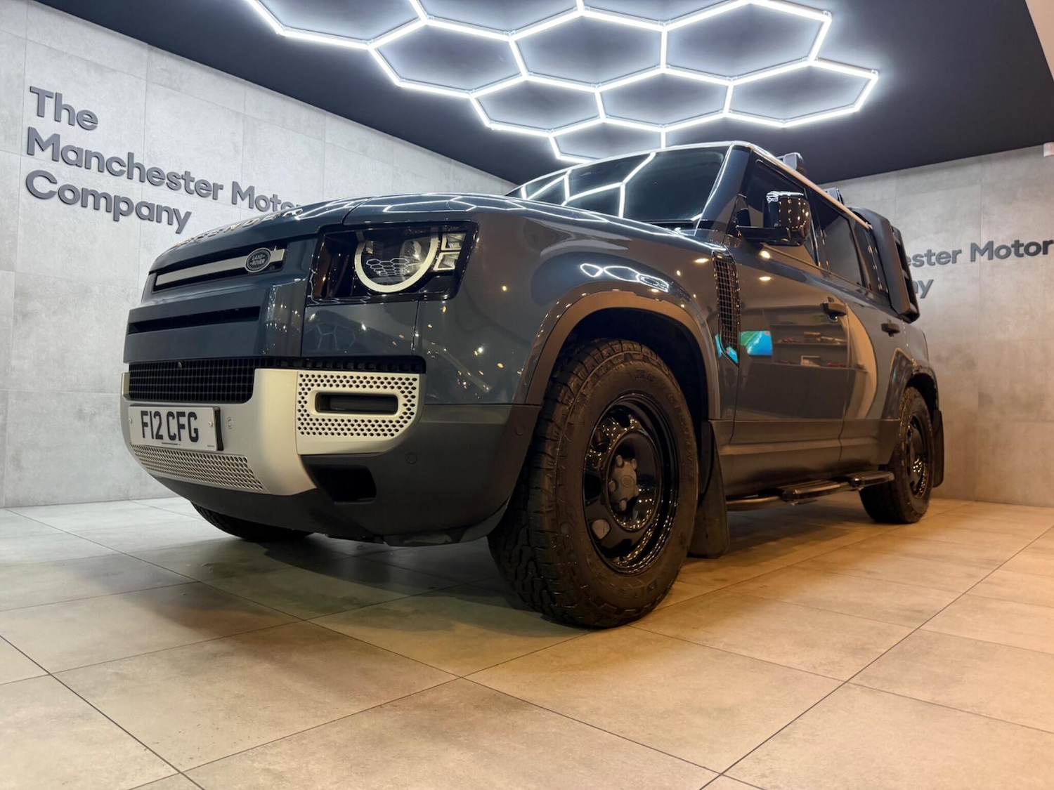 Used Land Rover Defender 2020 for sale - 77060329: Photo 5