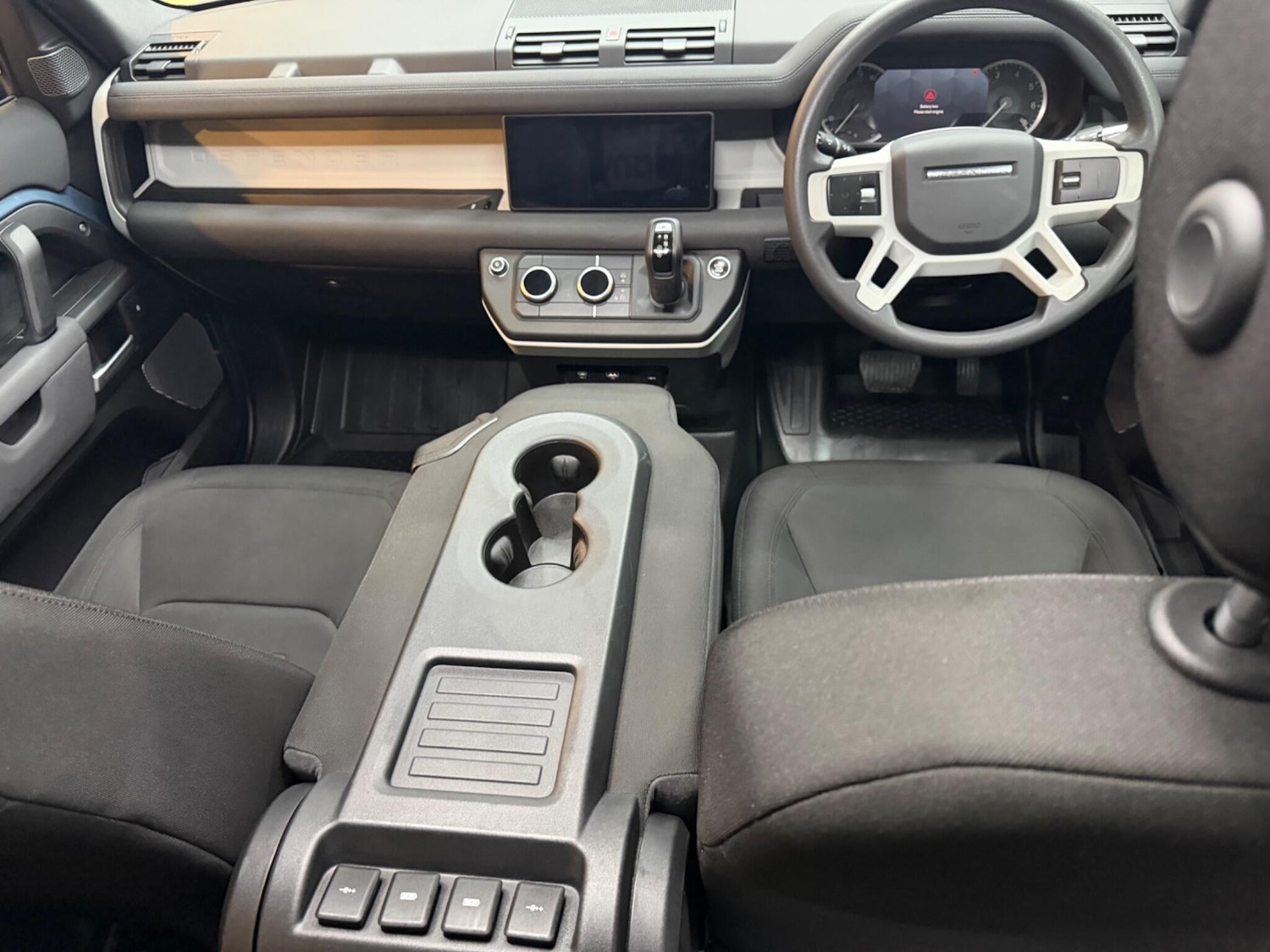 Used Land Rover Defender 2020 for sale - 77060329: Photo 8
