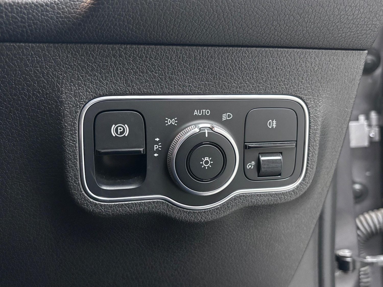 Used Mercedes-Benz GLB 2020 for sale - 76389122: Photo 36