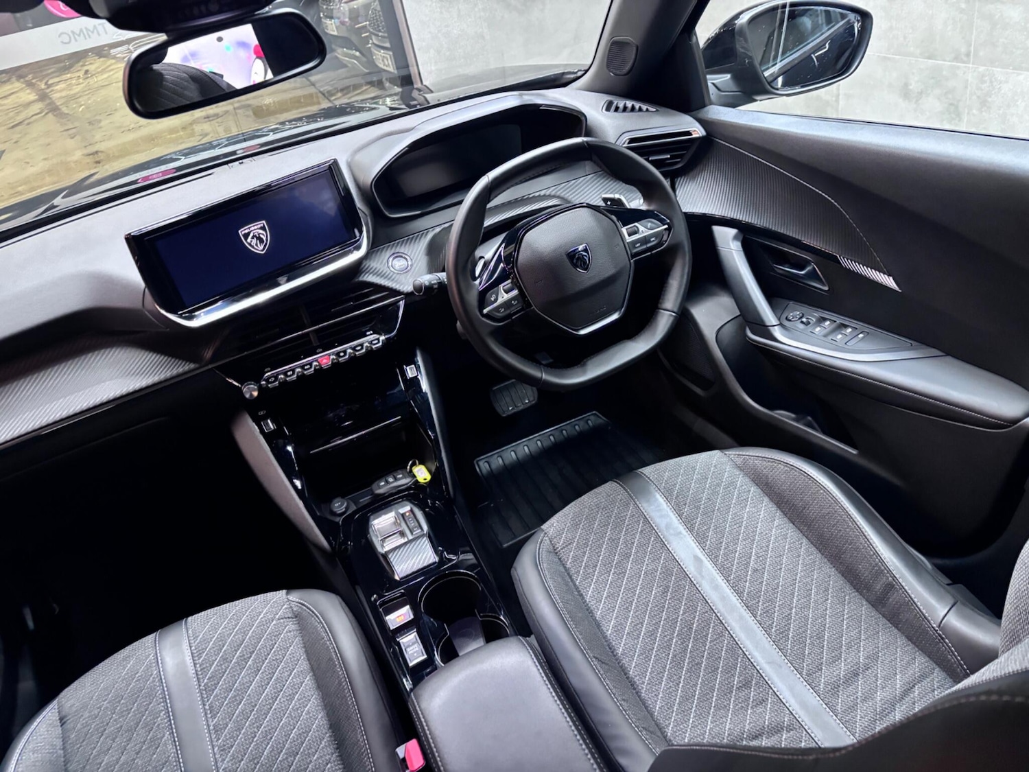 Used Peugeot 2008 2024 for sale - 76866527: Photo 17