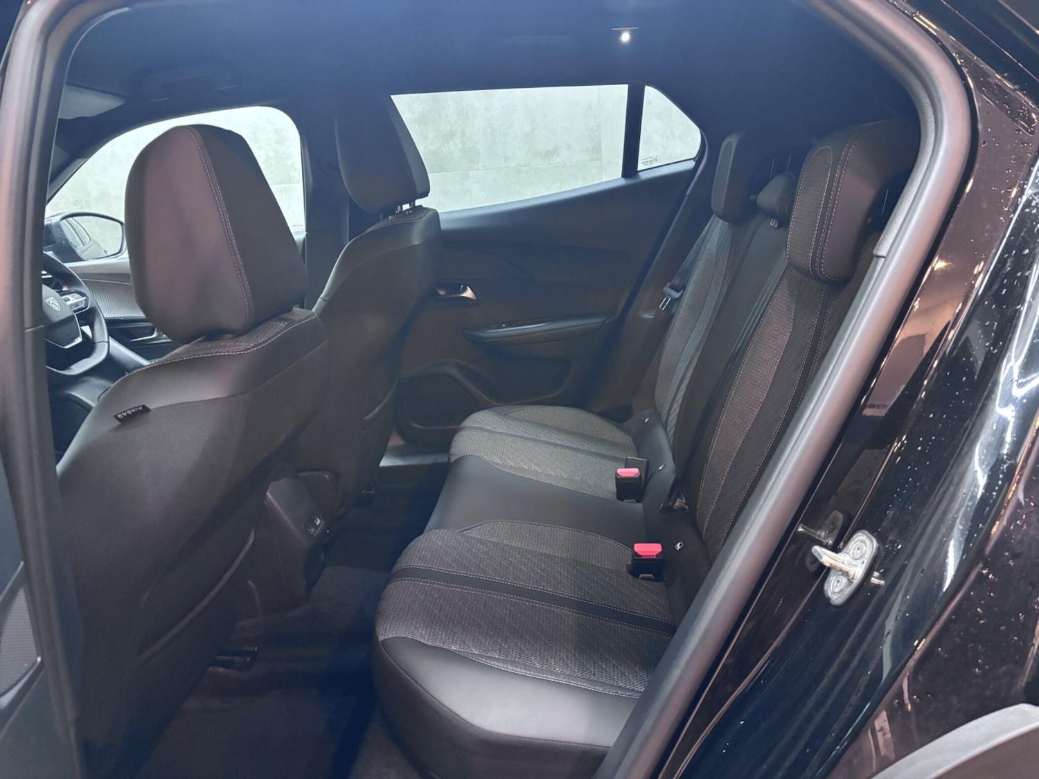 Used Peugeot 2008 2024 for sale - 76866527: Photo 24