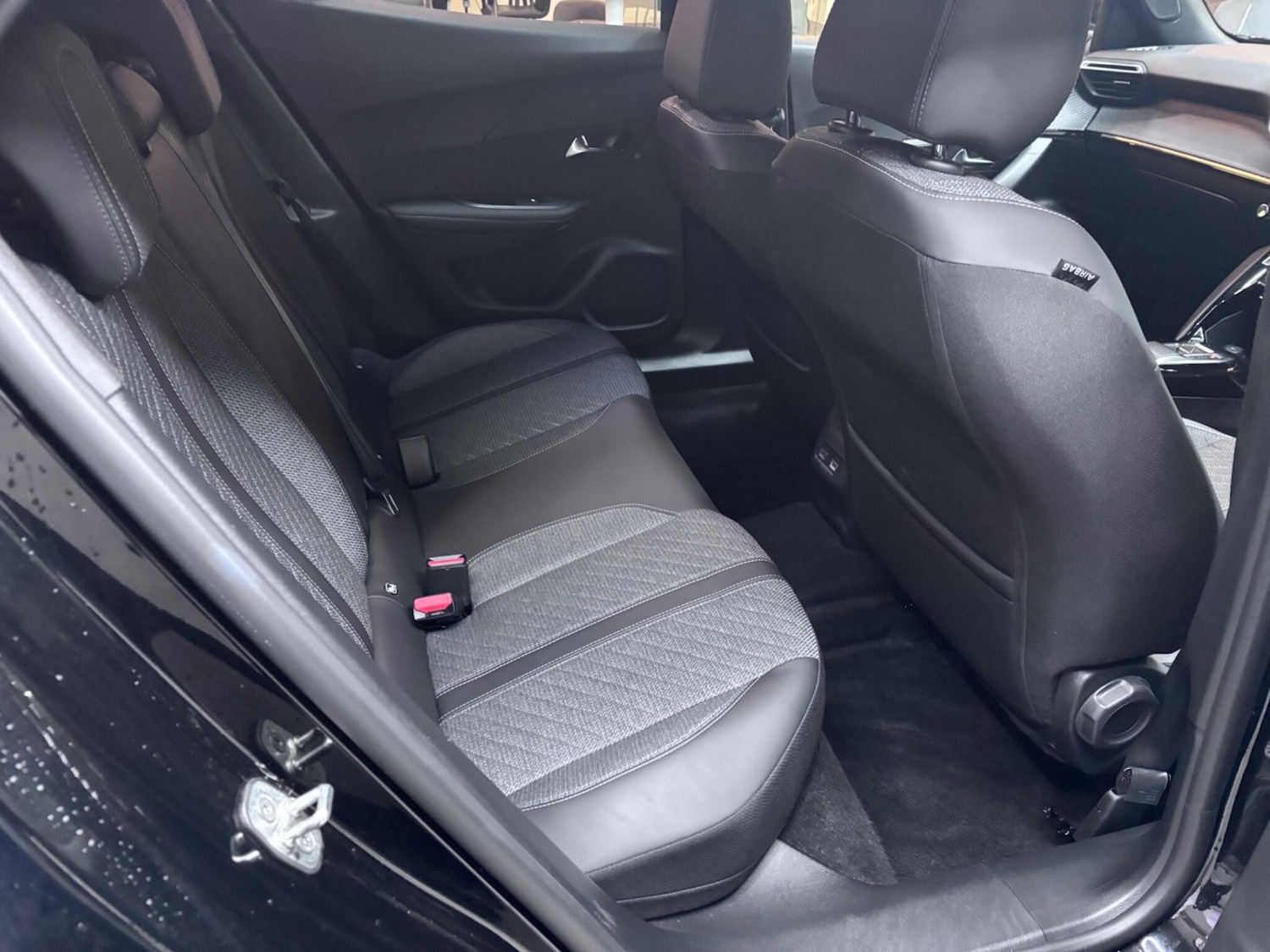 Used Peugeot 2008 2024 for sale - 76866527: Photo 26