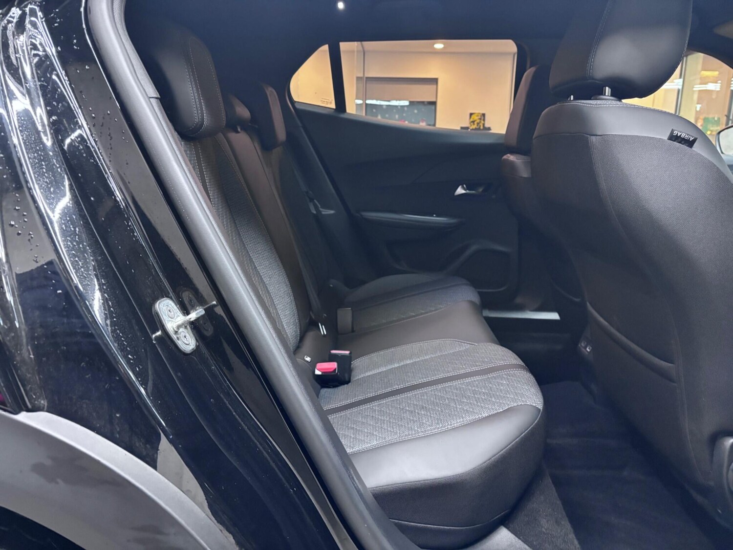 Used Peugeot 2008 2024 for sale - 76866527: Photo 27