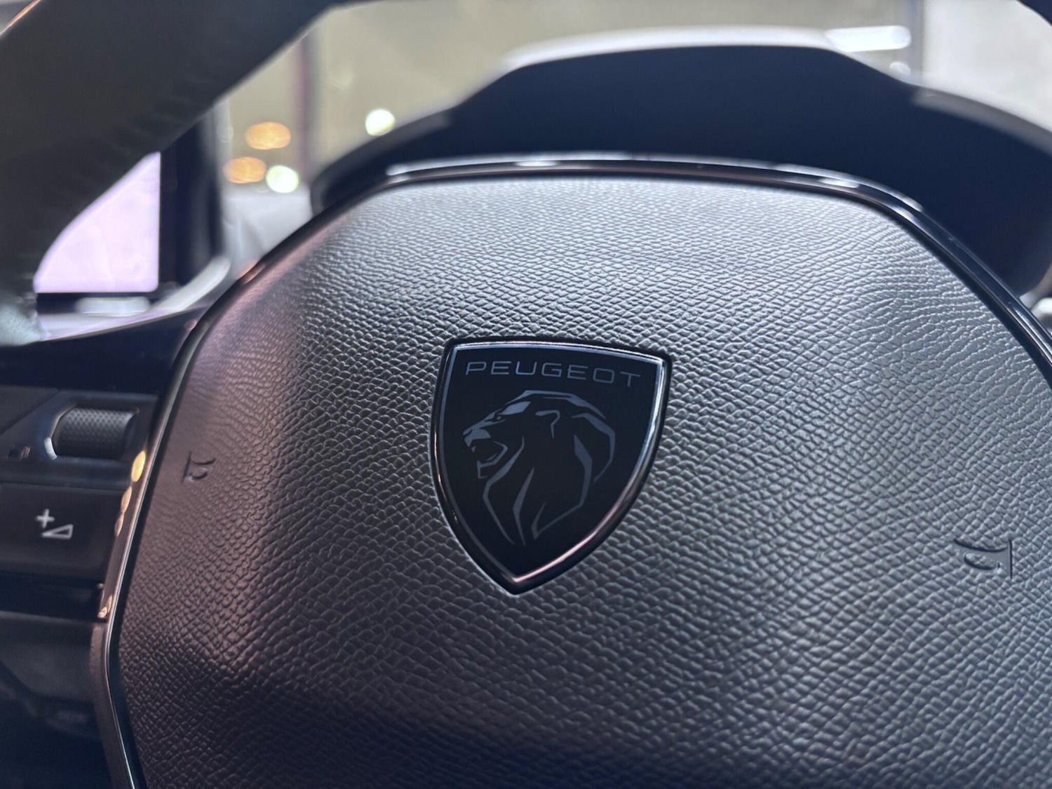 Used Peugeot 2008 2024 for sale - 76866527: Photo 30