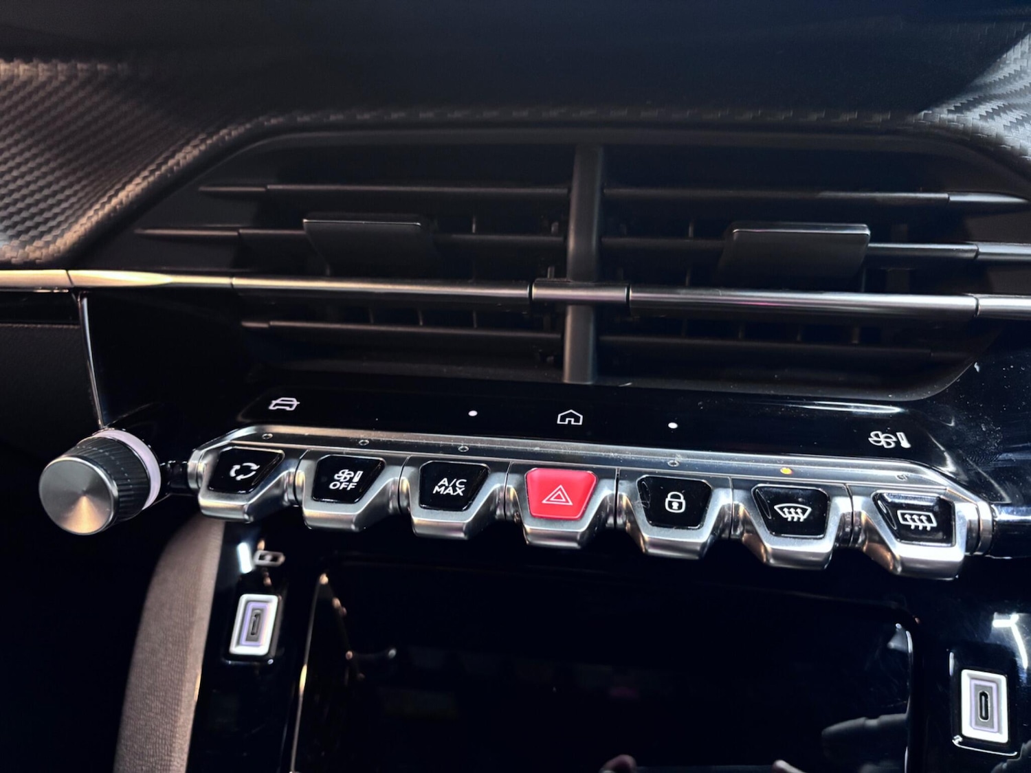 Used Peugeot 2008 2024 for sale - 76866527: Photo 42