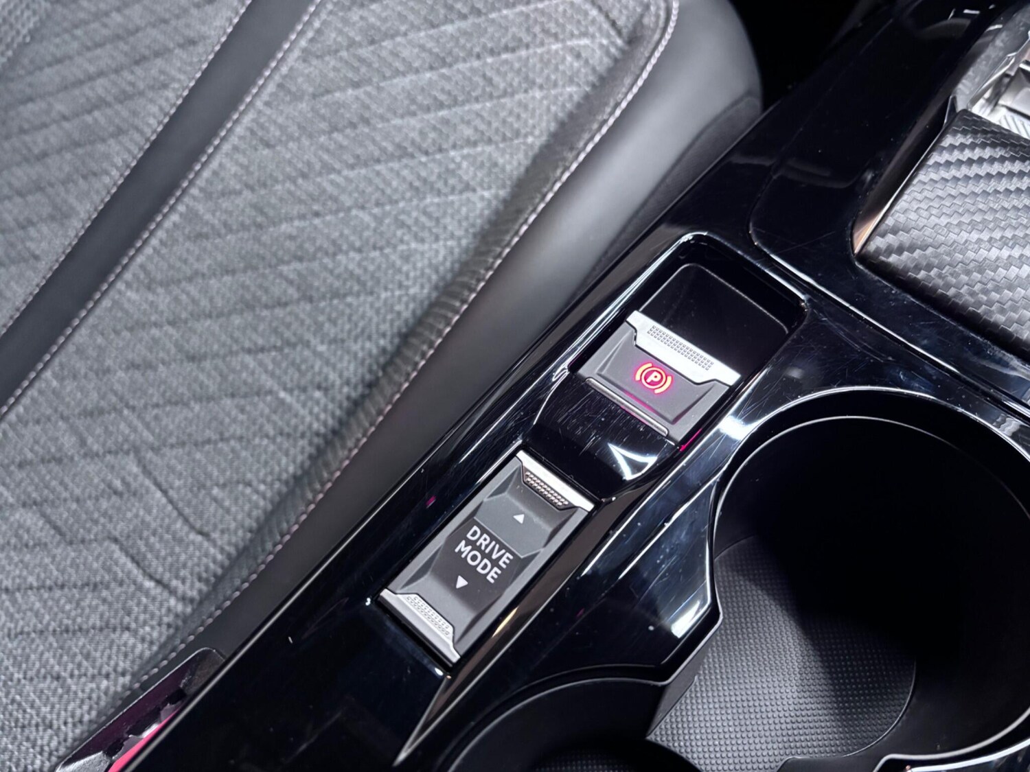 Used Peugeot 2008 2024 for sale - 76866527: Photo 68