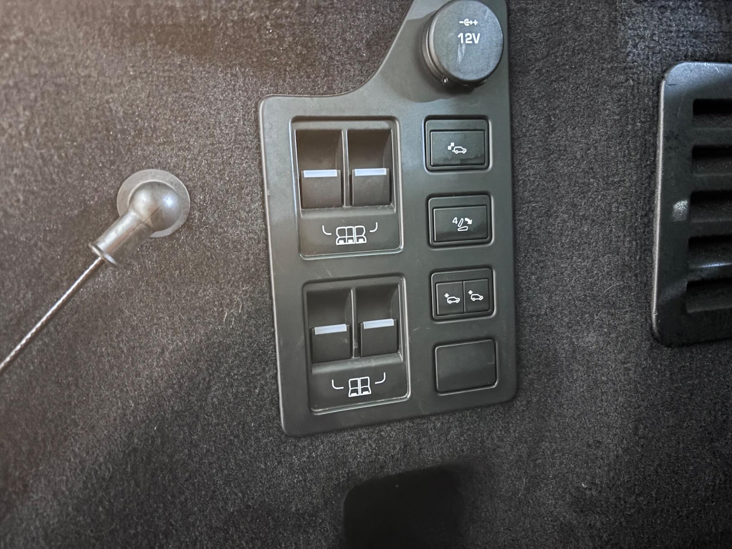 Used Land Rover Discovery 2017 for sale - 76432851: Photo 24