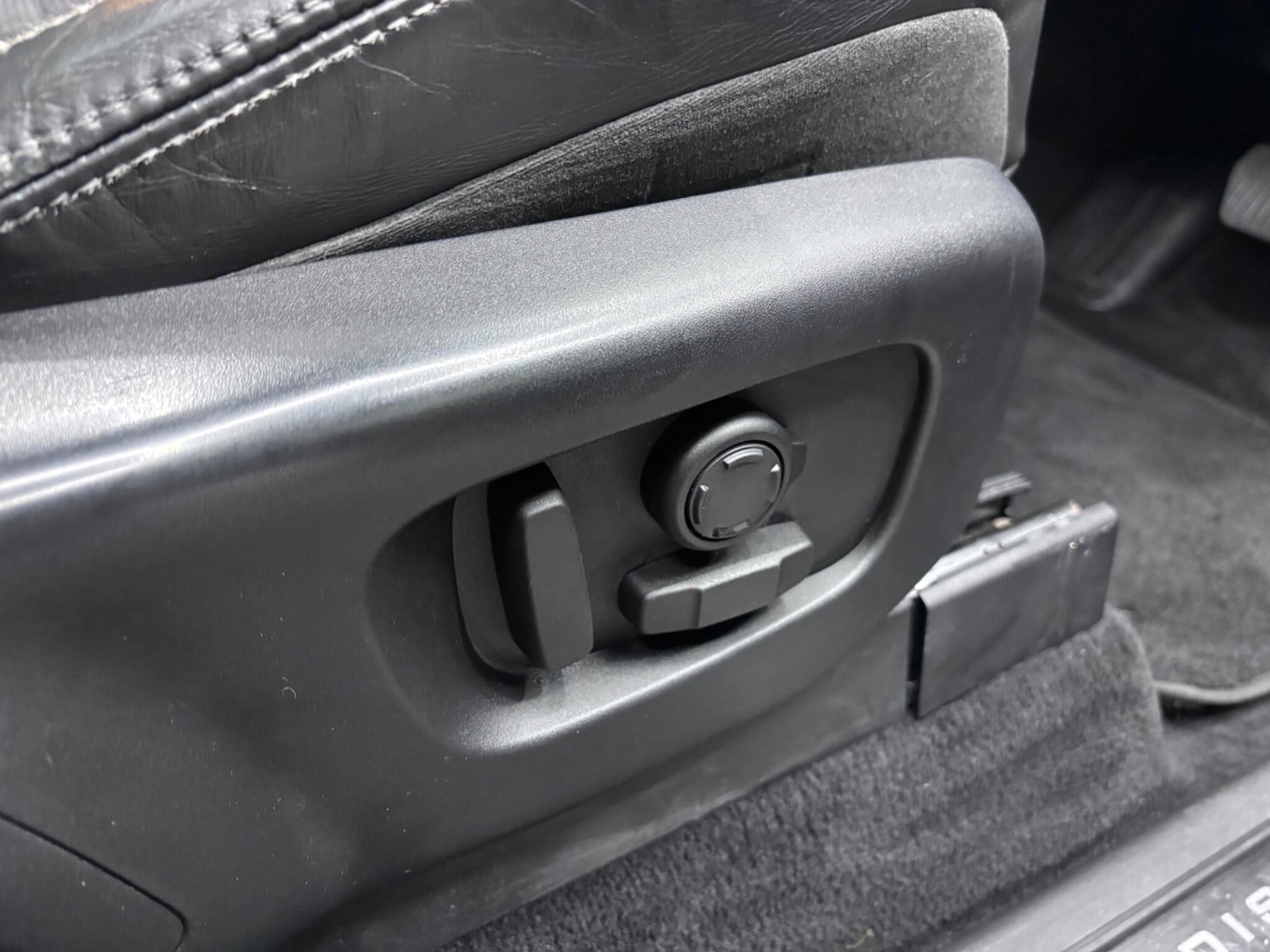 Used Land Rover Discovery 2017 for sale - 76432851: Photo 25