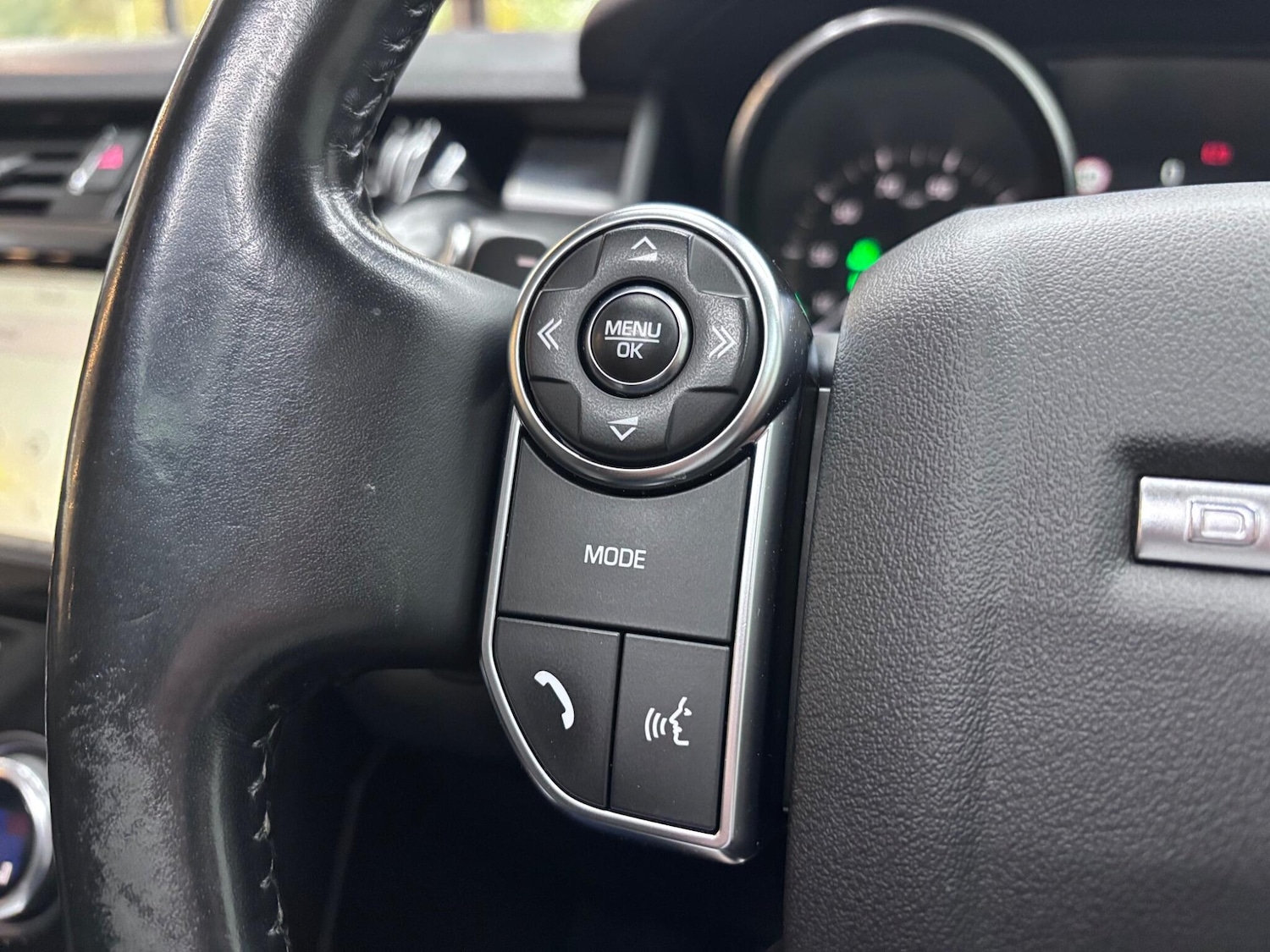 Used Land Rover Discovery 2017 for sale - 76432851: Photo 30