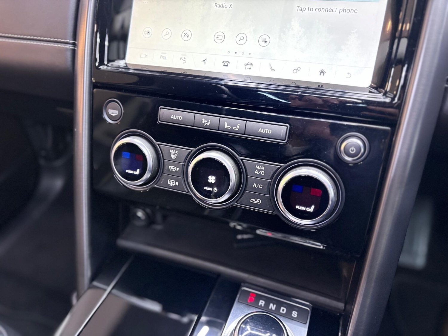 Used Land Rover Discovery 2017 for sale - 76432851: Photo 34