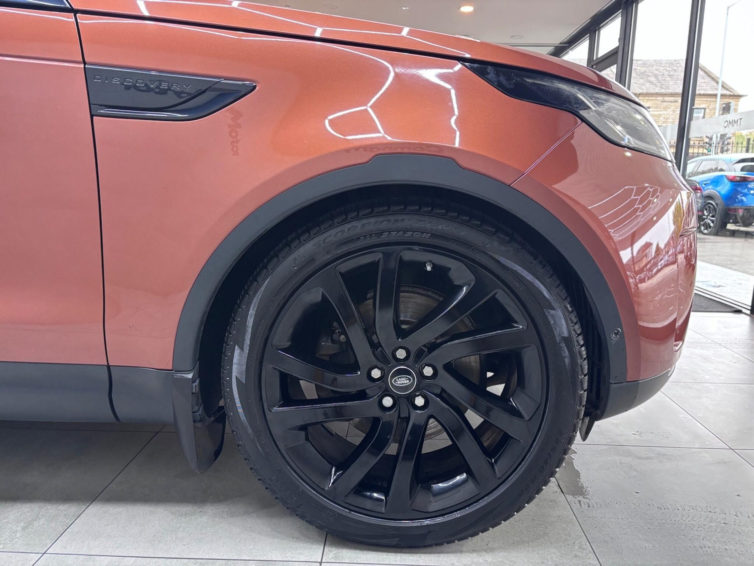 Used Land Rover Discovery 2017 for sale - 76432851: Photo 35