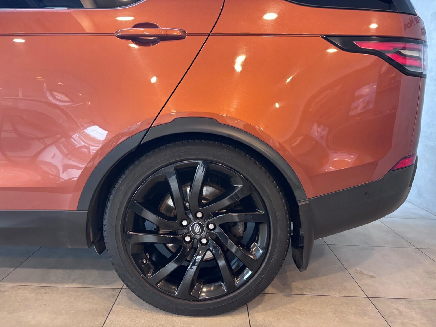 Used Land Rover Discovery 2017 for sale - 76432851: Photo 38