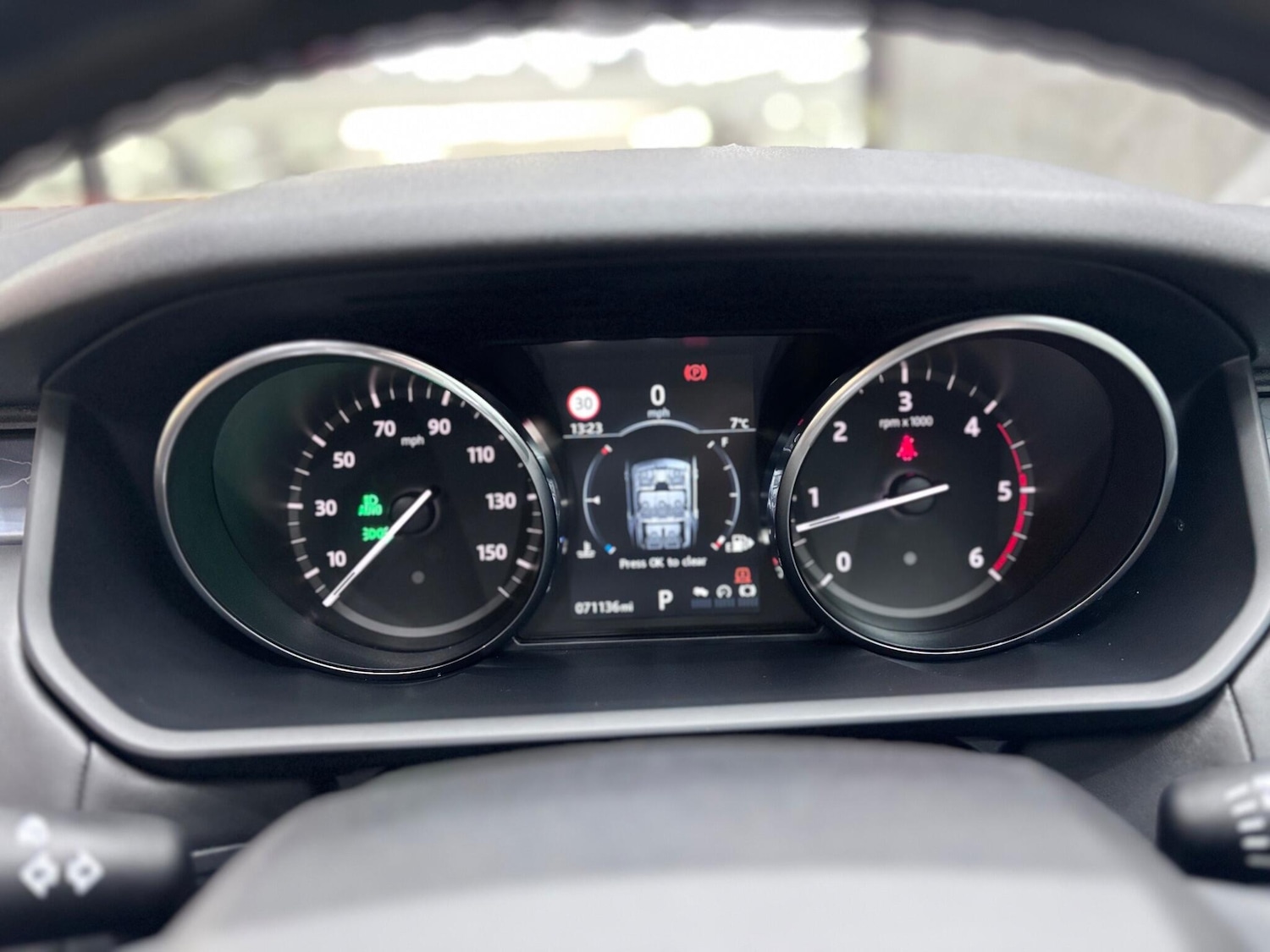 Used Land Rover Discovery 2017 for sale - 76432851: Photo 46