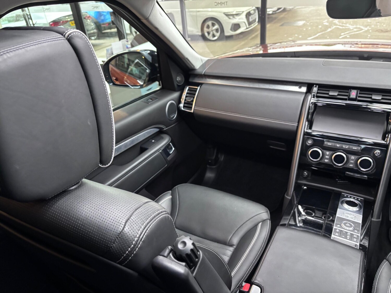 Used Land Rover Discovery 2017 for sale - 76432851: Photo 55