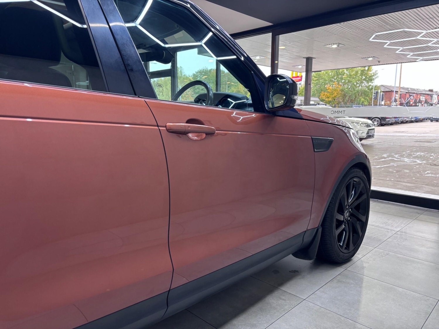 Used Land Rover Discovery 2017 for sale - 76432851: Photo 66